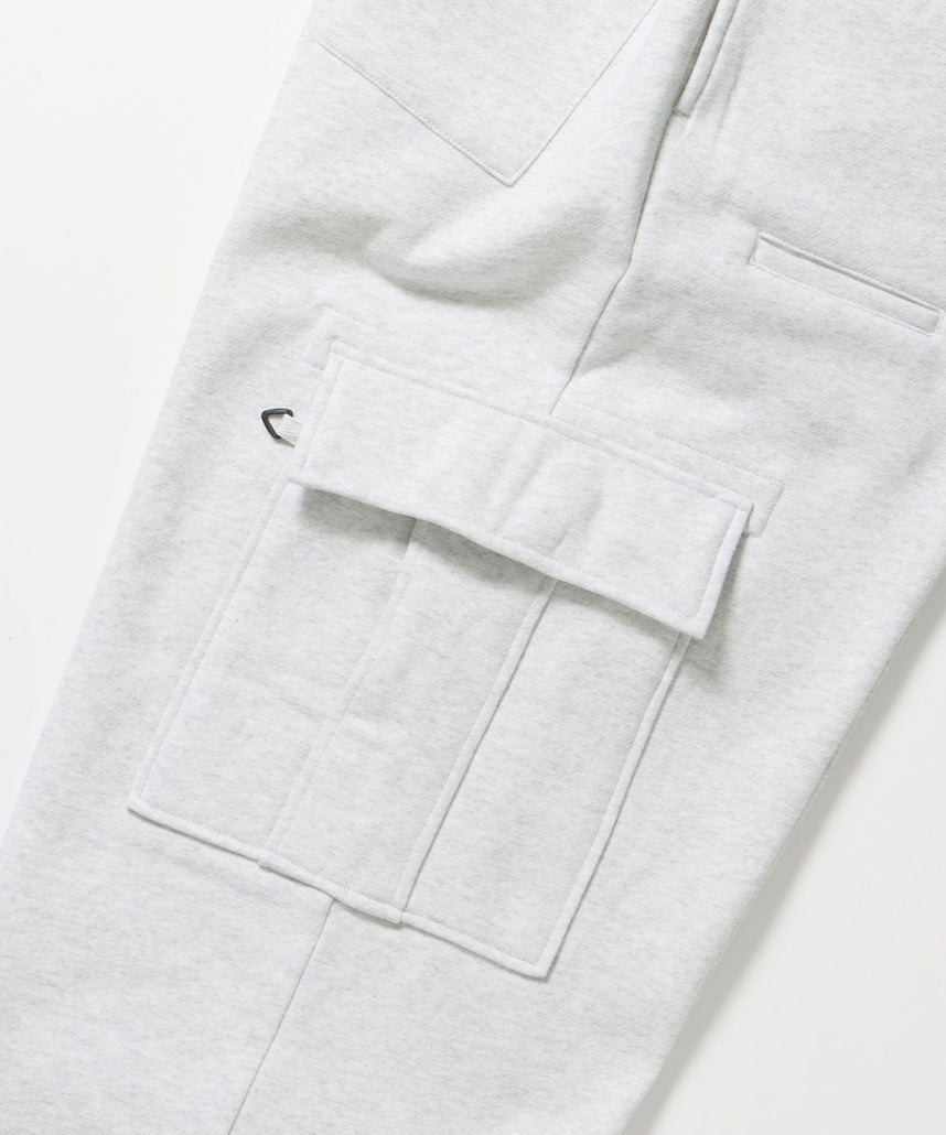 90s UTILITY CARGO SWEAT PANTS / ロゴ 刺繍 カーゴ ポケット スウェット パンツ ドローコード ワイドシルエット セットアップ アイボリー ≪SET UP着用可能≫