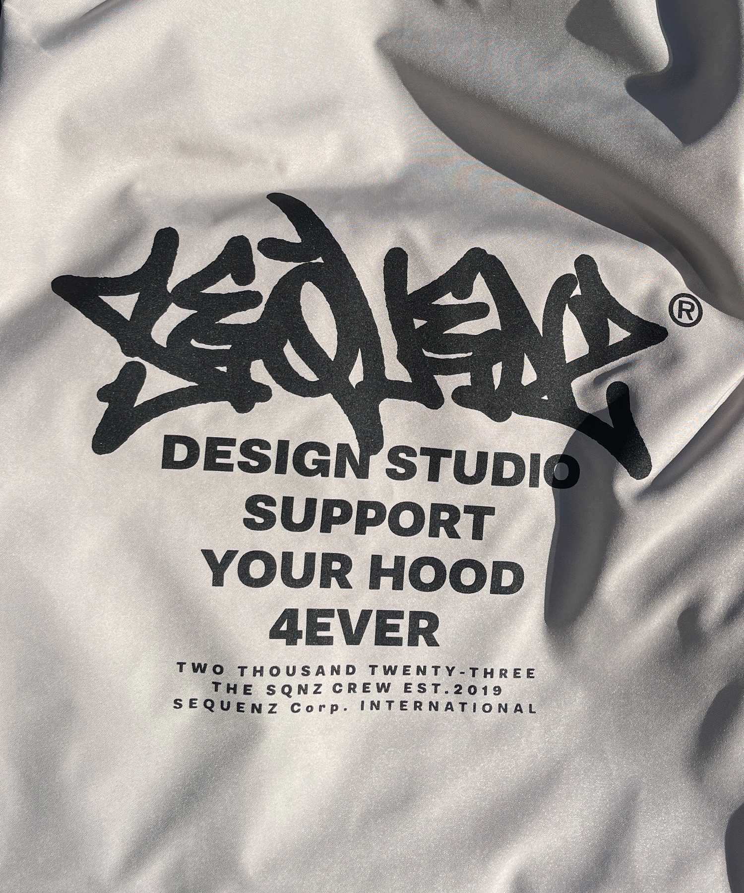 2 FACE STRING KNAPSACK / リバーシブル テック ナップサック ブランドロゴ サンドベージュ