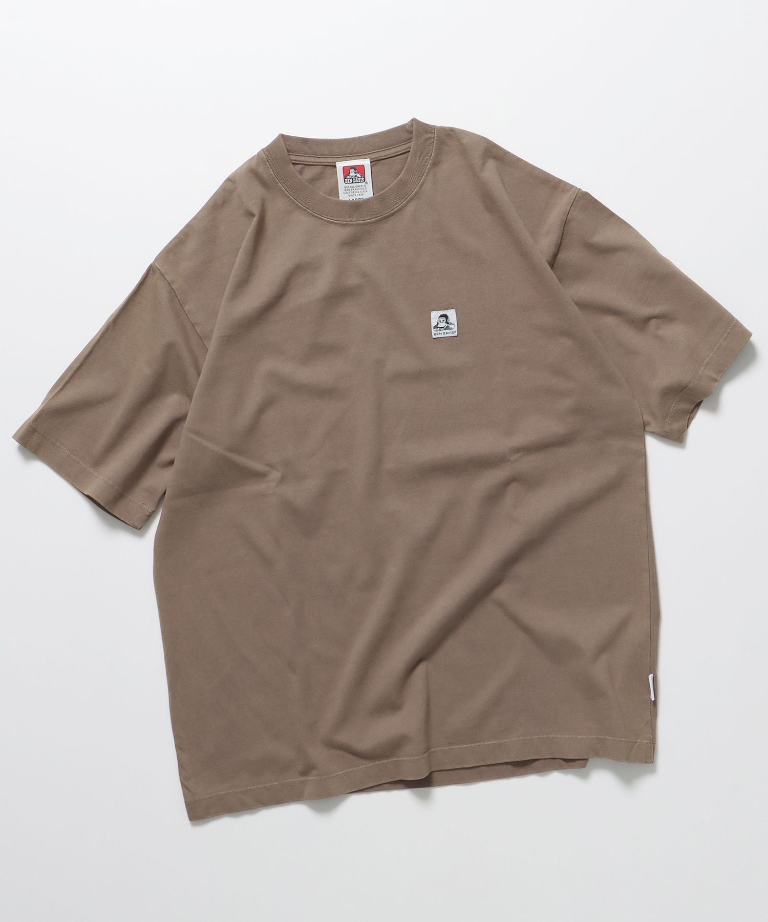 【BEN DAVIS(ベンデイビス)】WASHED LABEL BIG TEE / 6色展開 フェード 古着風 クルーネック ピスポケット ブランドタグ 定番 無地 半袖Tシャツ ゴリラ ベージュ