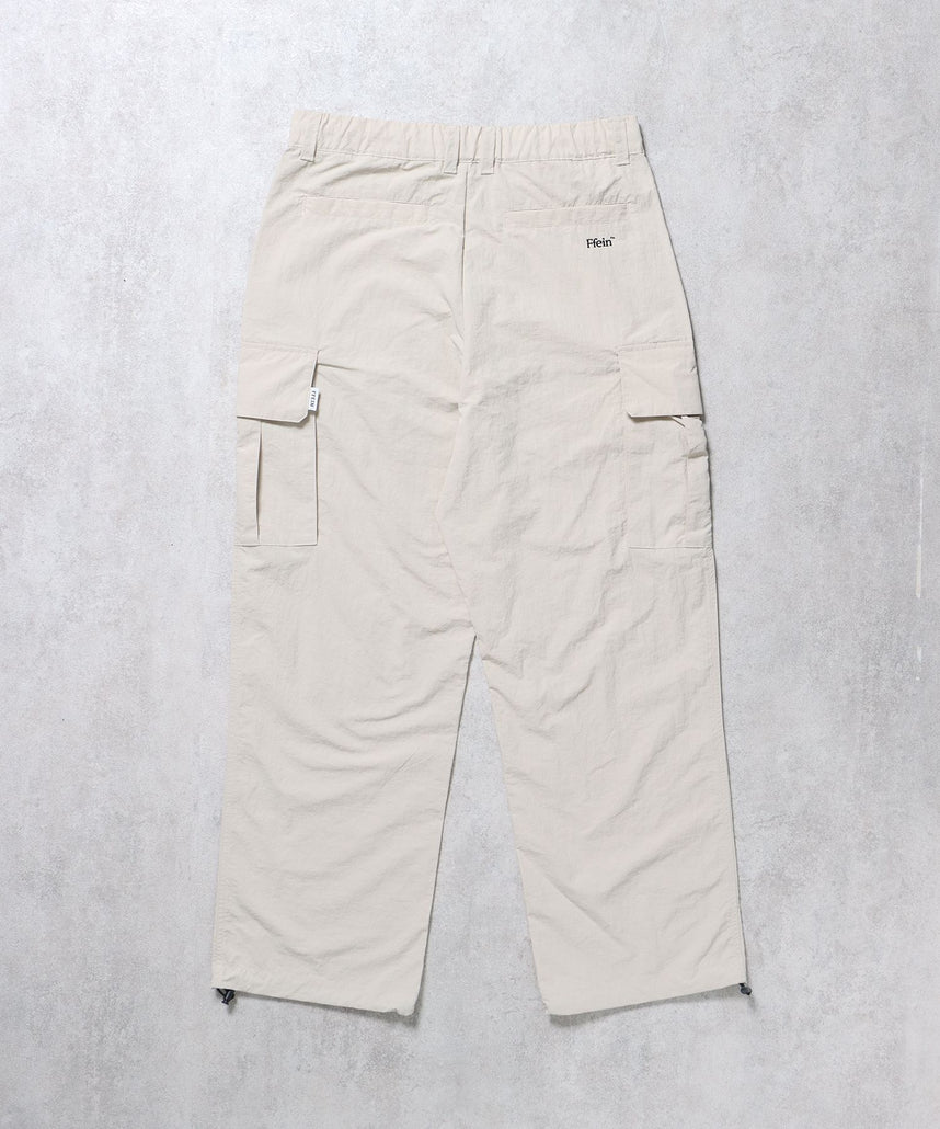 ナイロンテックワイドカーゴパンツ / ドローコード ブロークコア シティガール シティボーイ ワンポイント シンプル ノームコア アイボリー