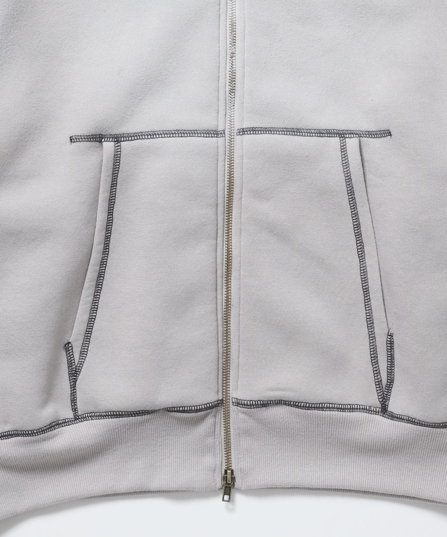 ONI-FADE BOXY ZIP HOODIE / 短丈 フェード オーバーサイズ ヴィンテージライク ステッチ 裏起毛 ライトグレー ≪SET UP着用可能≫