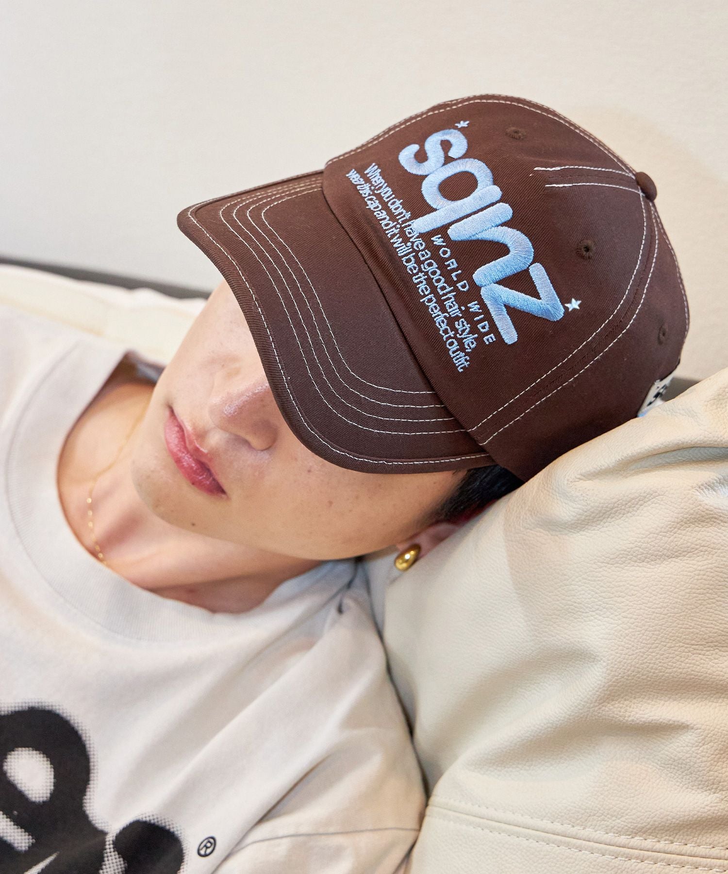 ※WEB限定 / ロゴ刺繍キャップ / sqnz logo cap ダークブラウン
