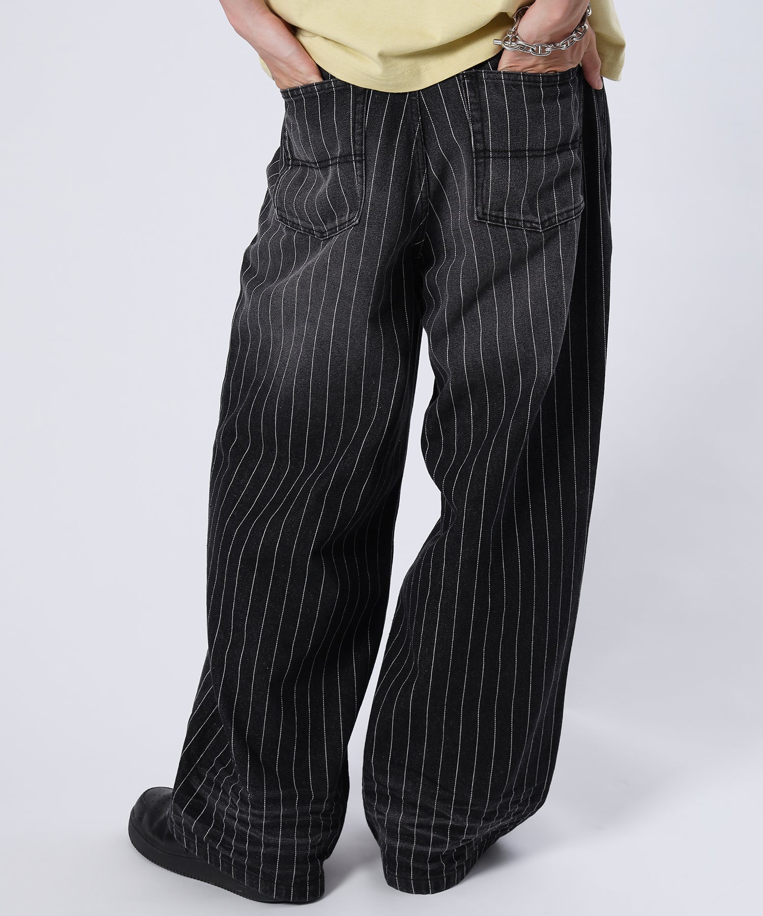モデル:H178 Size:L 柄80