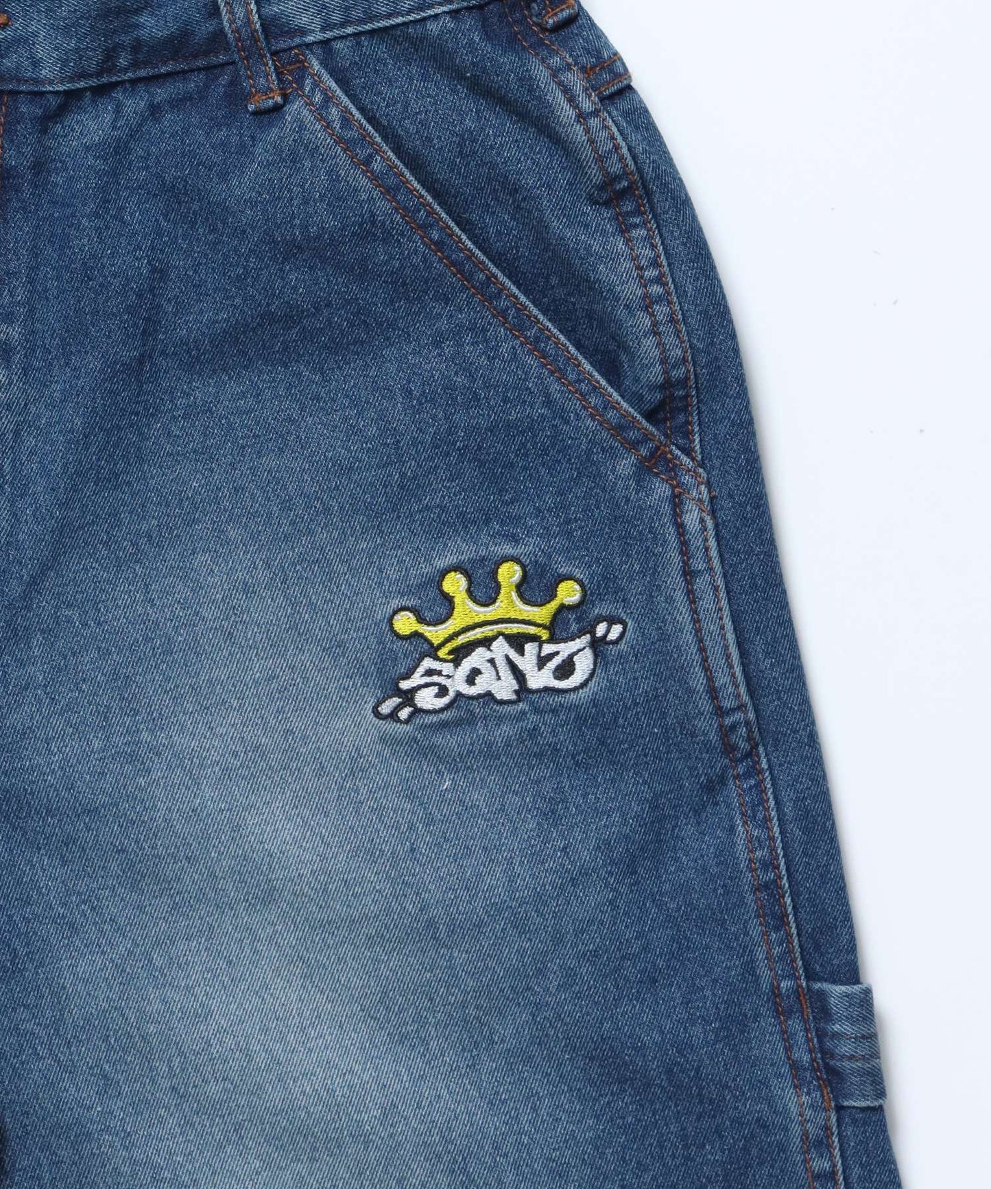BACK EMB. SHORT DENIM / デニム パンツ 半ズボン ショーツ ワンポイント 刺繍 ネイビー