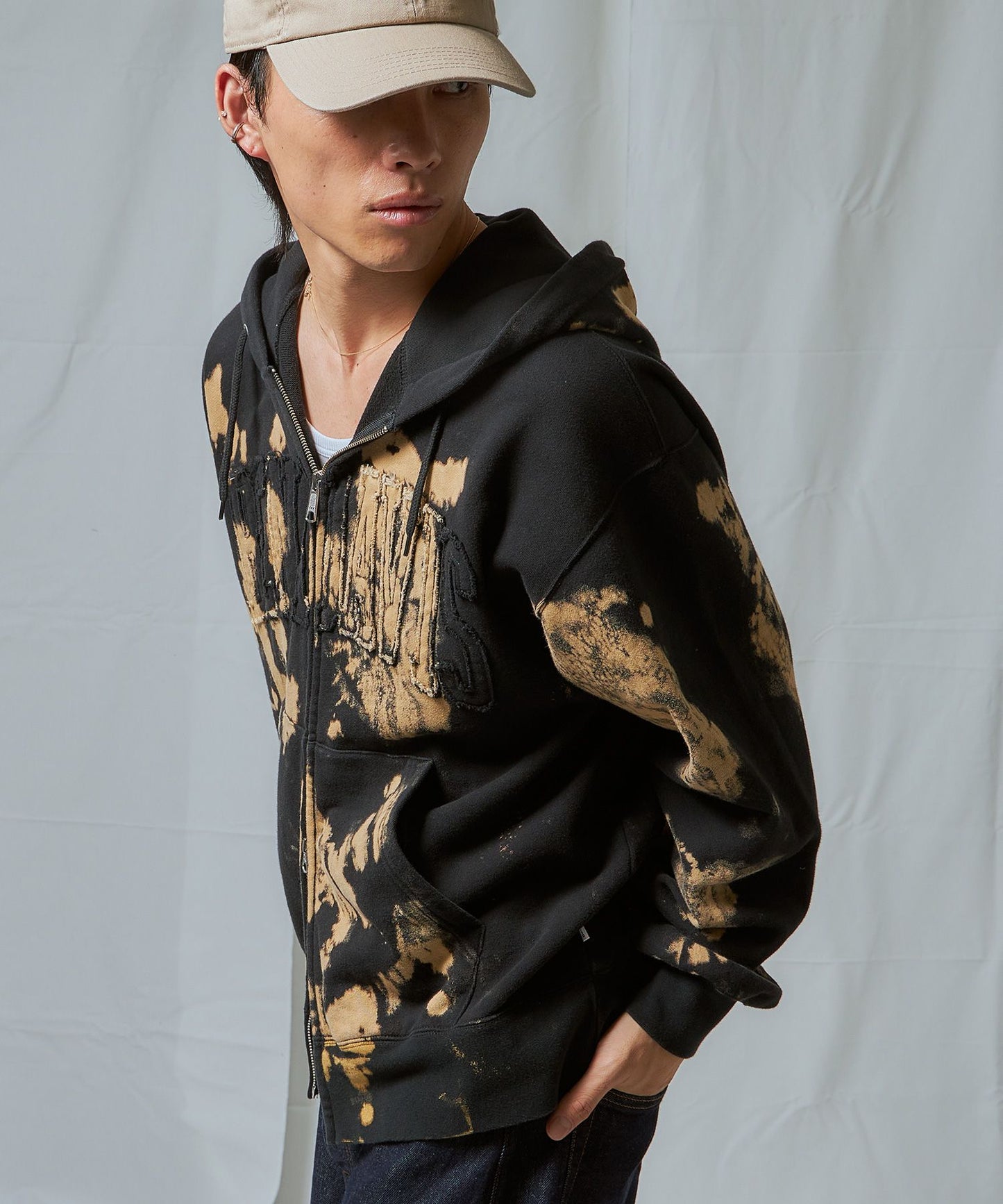 モデル:H180 Size:L
