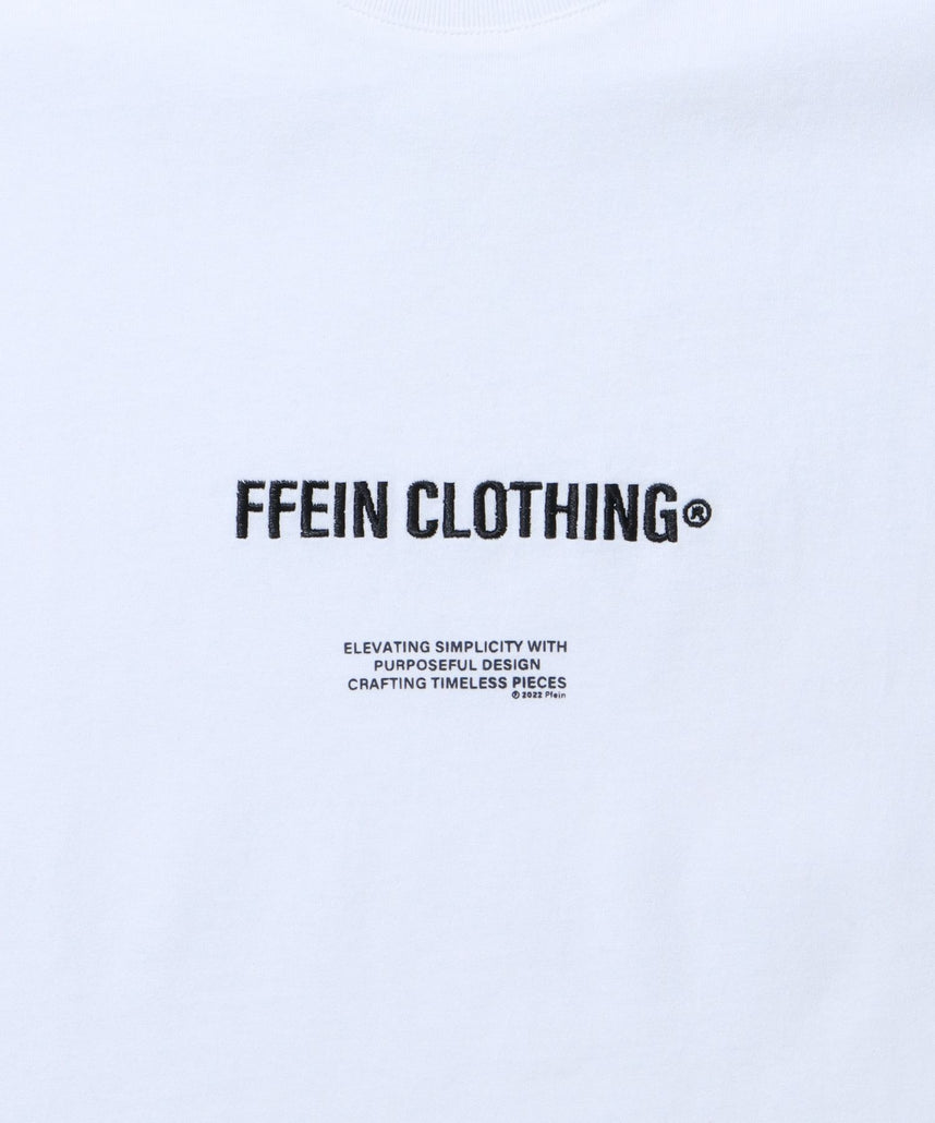 ワンポイントセンター刺繍ロゴTシャツ / Tシャツ クルーネック 半袖 刺繍 ホワイト