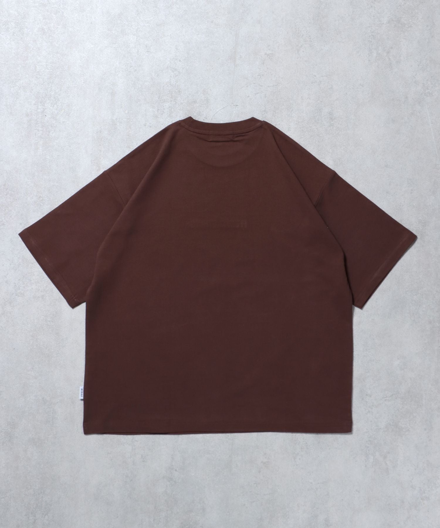 ワンポイントセンター刺繍ロゴTシャツ / Tシャツ クルーネック 半袖 刺繍 ブラウン