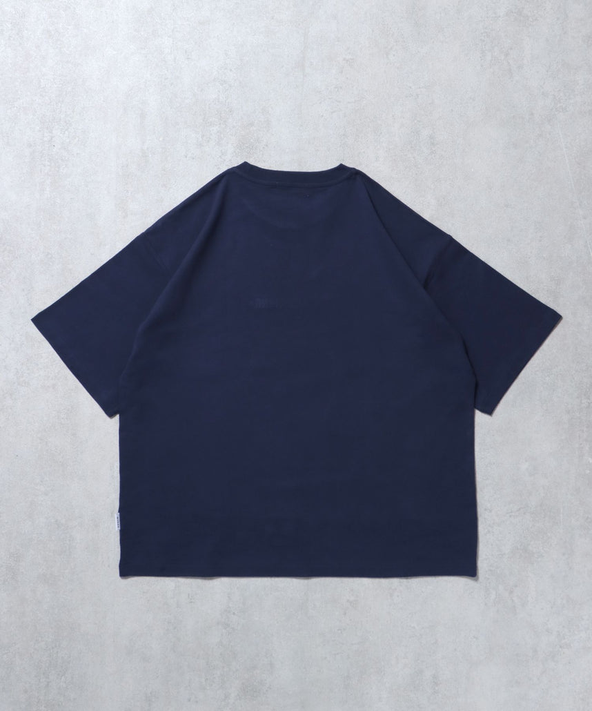 ワンポイントセンター刺繍ロゴTシャツ / Tシャツ クルーネック 半袖 刺繍 ネイビー