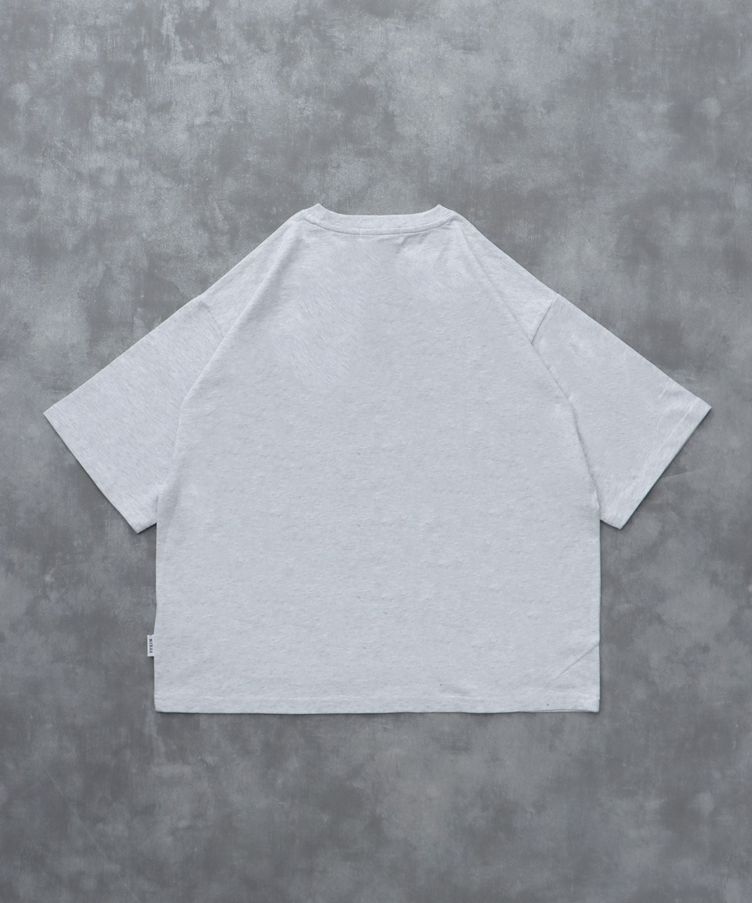 ワンポイント刺繍ショート丈Tシャツ / Tシャツ 短丈 クルーネック 半袖 刺繍 ワンポイント アッシュグレー