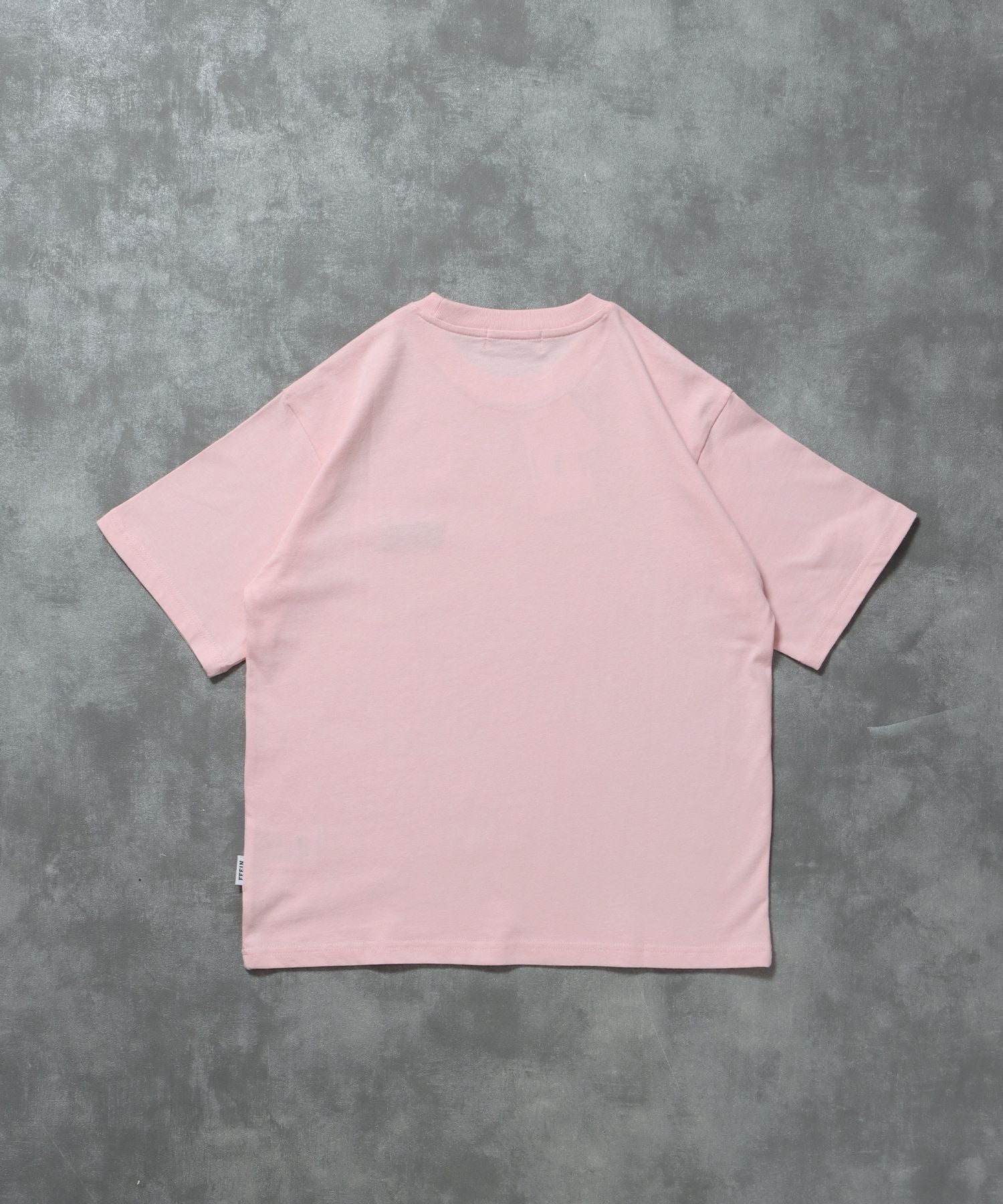 ワンポイント刺繍ショート丈Tシャツ / Tシャツ 短丈 クルーネック 半袖 刺繍 ワンポイント ピンク