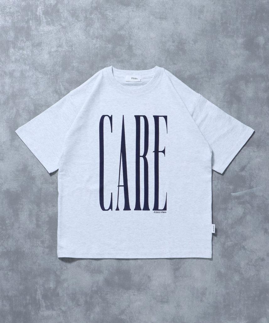 【FFEIN(フェイン)】英字デザインショート丈Tシャツ / Tシャツ 短丈 クルーネック 半袖 ショート丈 アッシュグレー