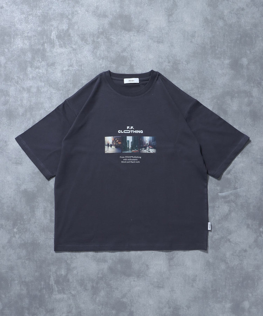 【FFEIN(フェイン)】フォトプリントショート丈Tシャツ / Tシャツ 短丈 クルーネック 半袖 ショート丈 チャコール