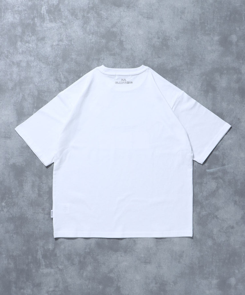 フォトプリントショート丈Tシャツ / Tシャツ 短丈 クルーネック 半袖 ショート丈 ホワイト