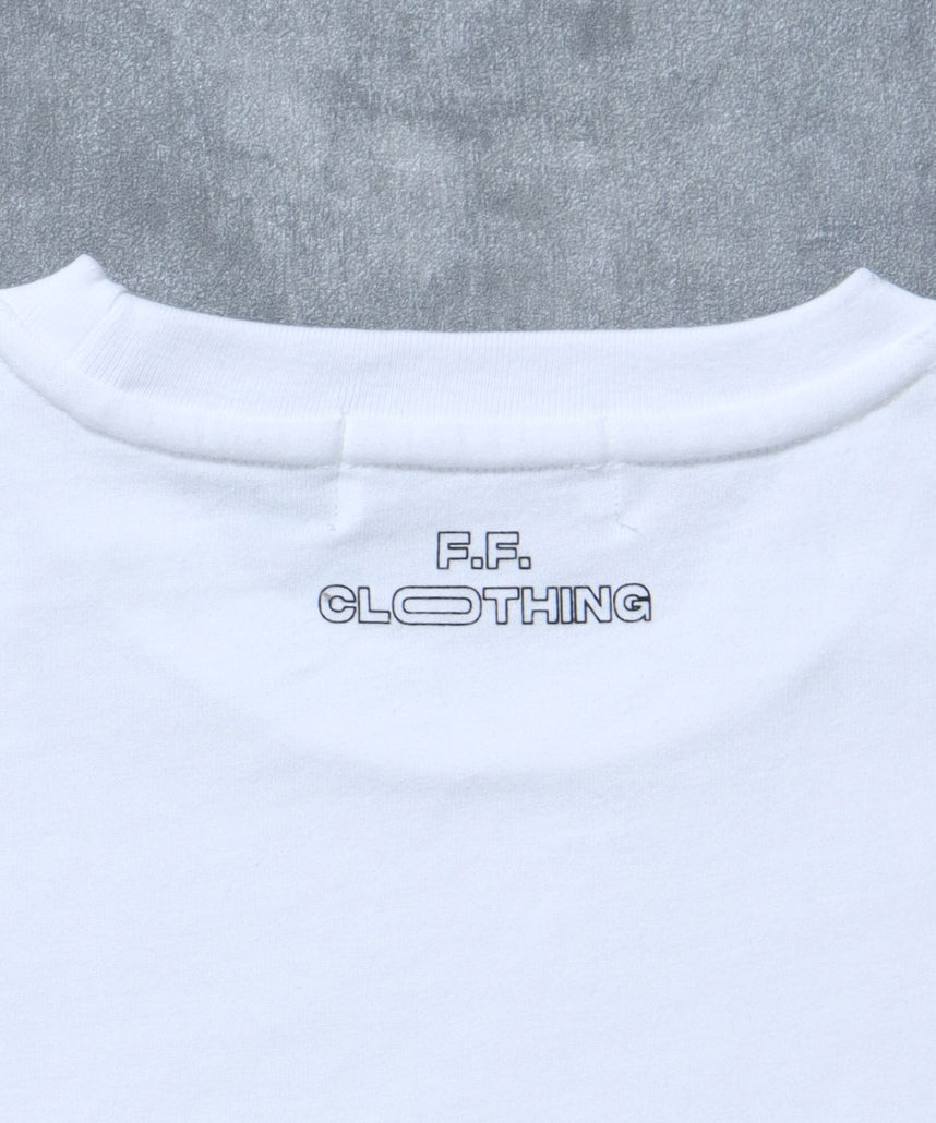 フォトプリントショート丈Tシャツ / Tシャツ 短丈 クルーネック 半袖 ショート丈 ホワイト