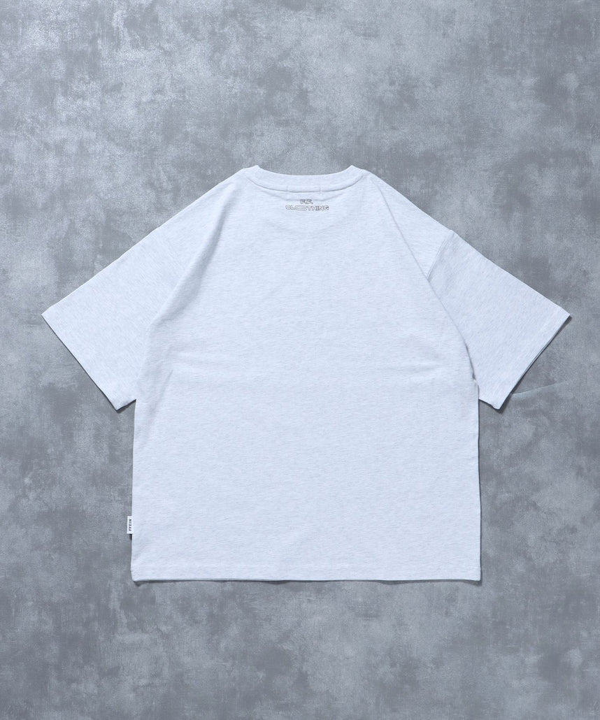 フォトプリントショート丈Tシャツ / Tシャツ 短丈 クルーネック 半袖 ショート丈 アッシュグレー