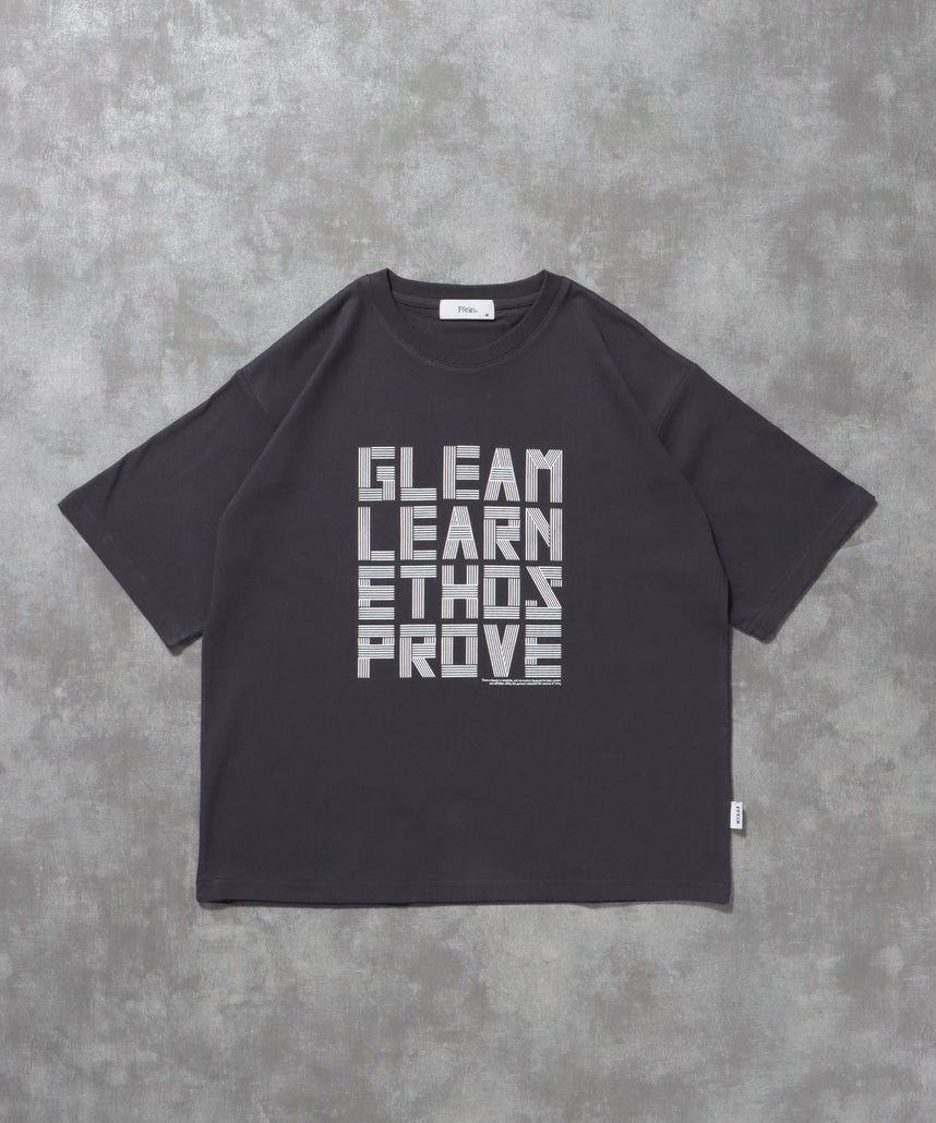 【FFEIN(フェイン)】シルエットロゴショート丈Tシャツ / Tシャツ 短丈 クルーネック 半袖 ショート丈 チャコール