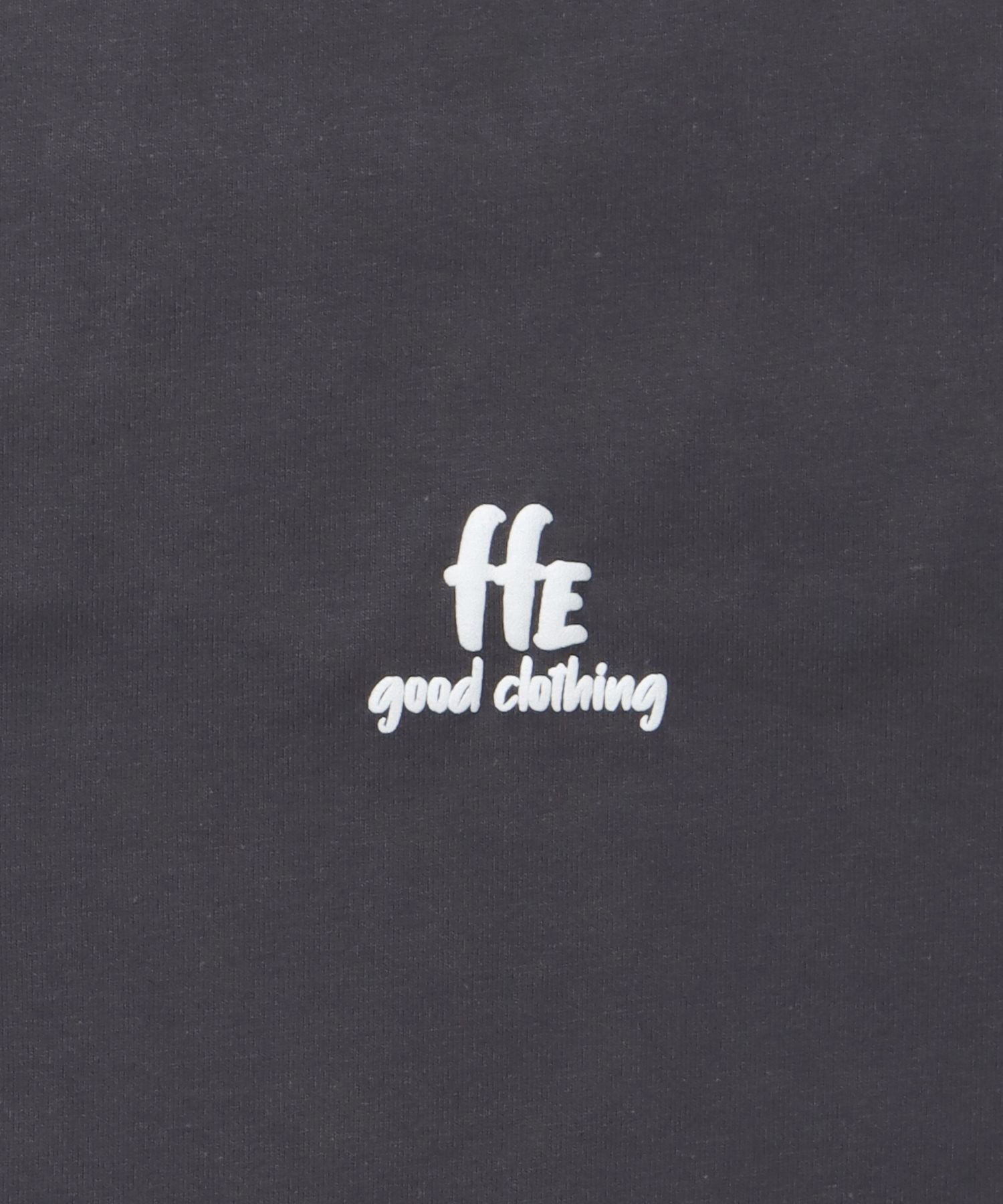 手書きロゴショート丈Tシャツ / Tシャツ 短丈 クルーネック 半袖 ショート丈 チャコール