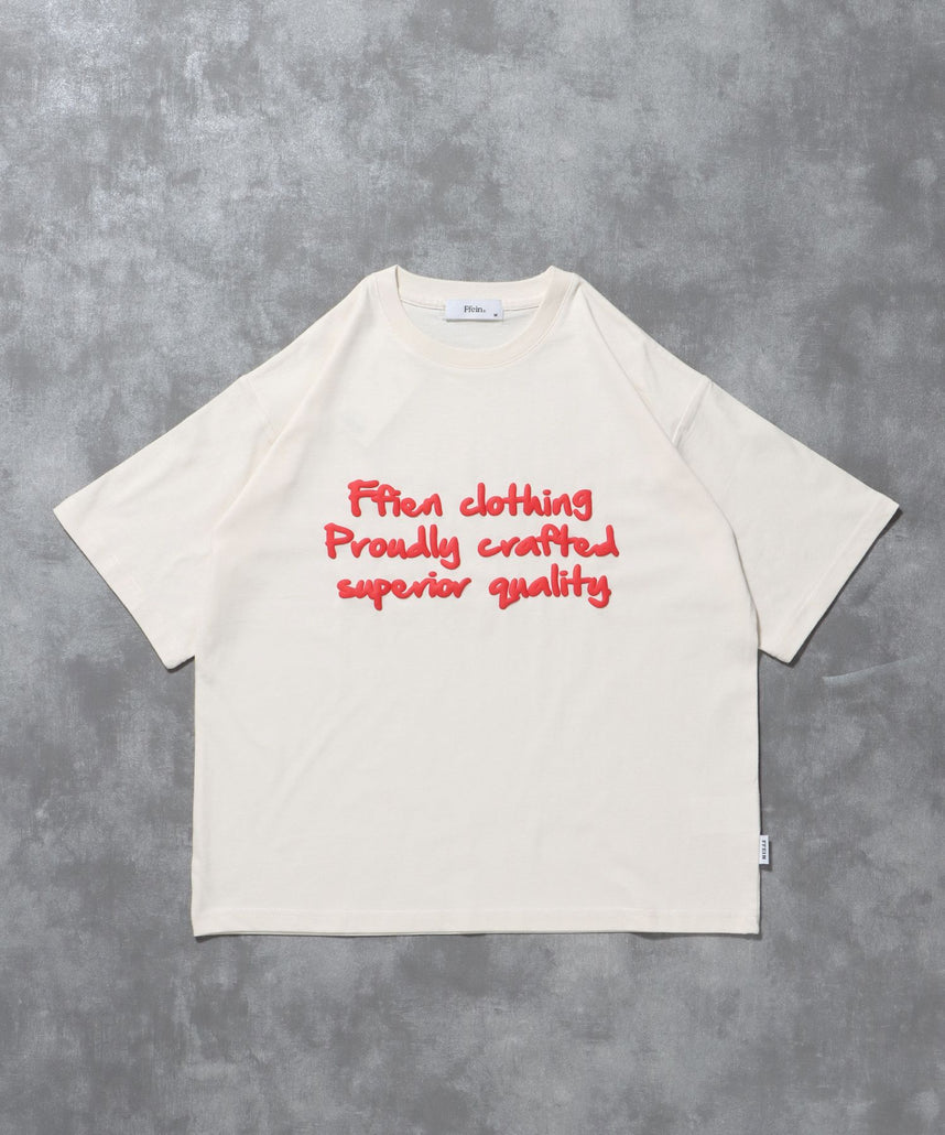 【FFEIN(フェイン)】手書きロゴショート丈Tシャツ / Tシャツ 短丈 クルーネック 半袖 ショート丈 アイボリー