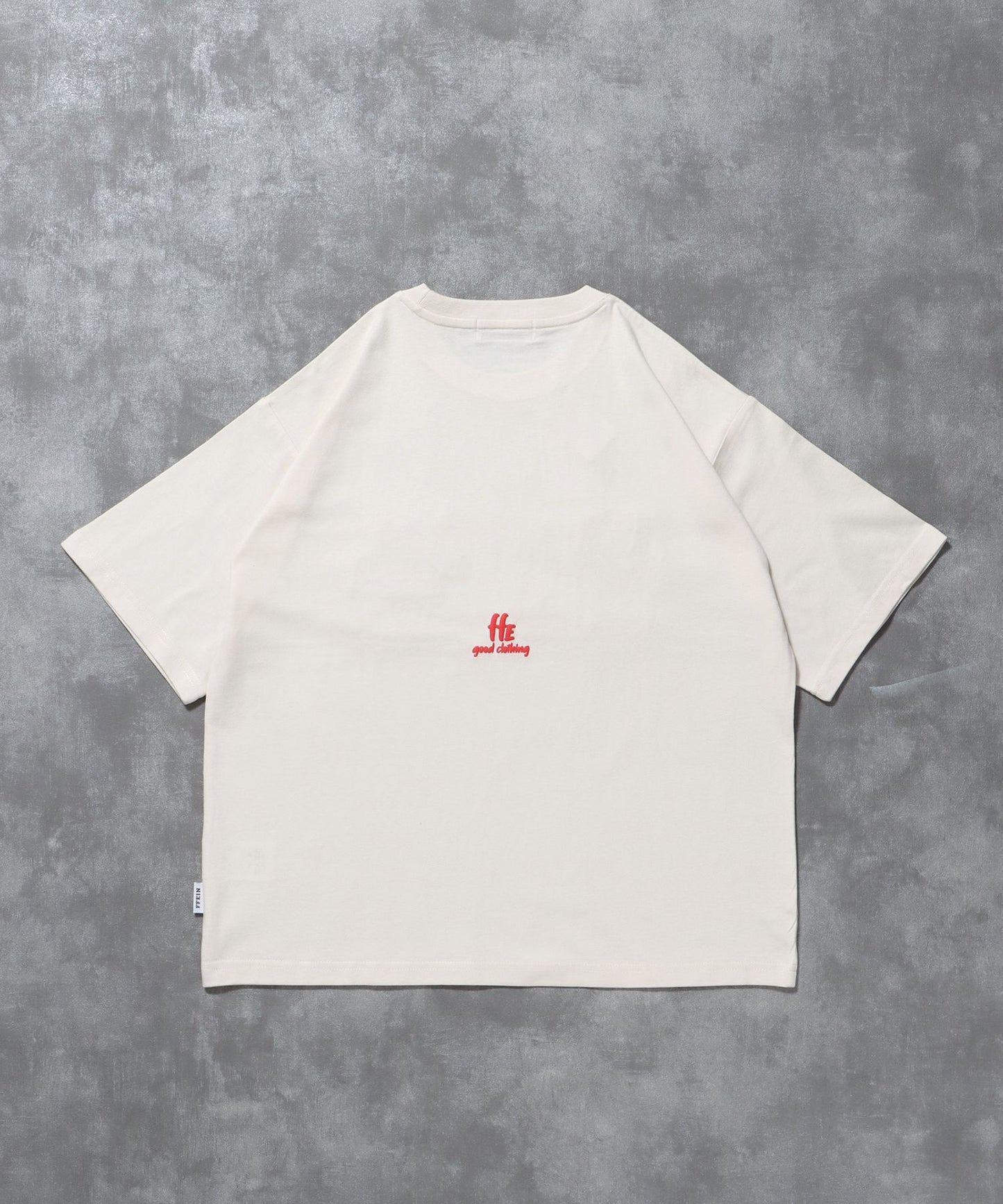 【FFEIN(フェイン)】手書きロゴショート丈Tシャツ / Tシャツ 短丈 クルーネック 半袖 ショート丈 アイボリー