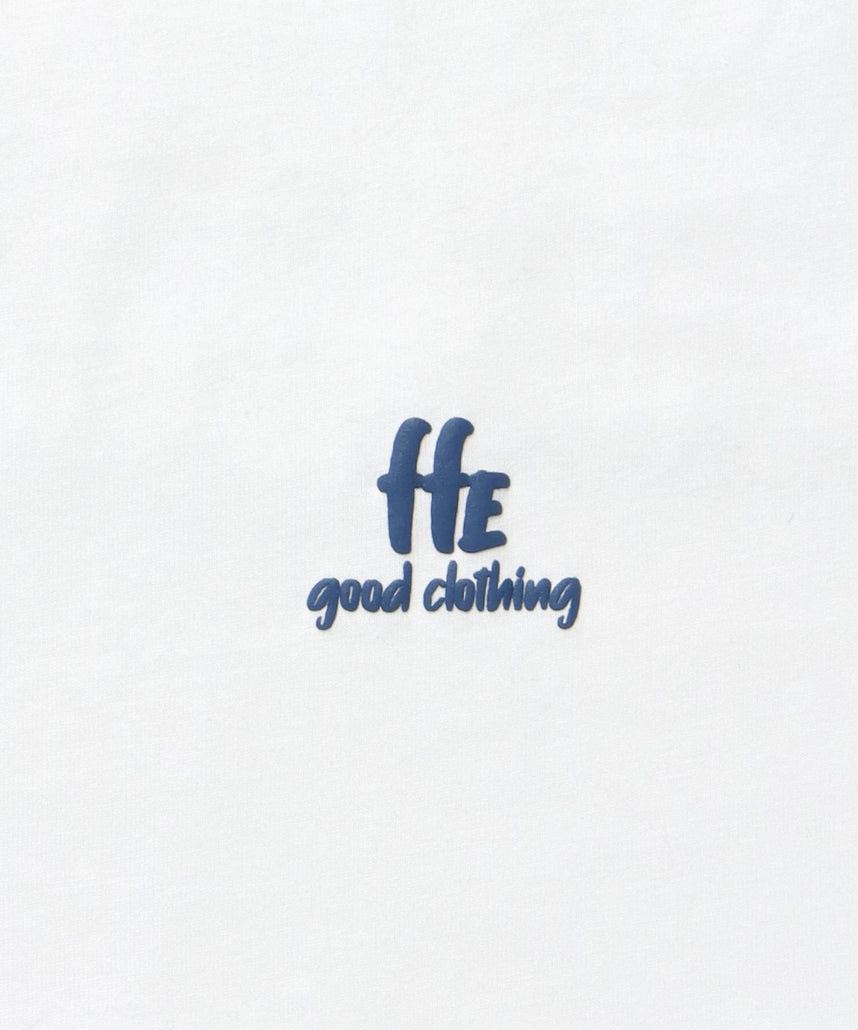 手書きロゴショート丈Tシャツ / Tシャツ 短丈 クルーネック 半袖 ショート丈 ホワイト
