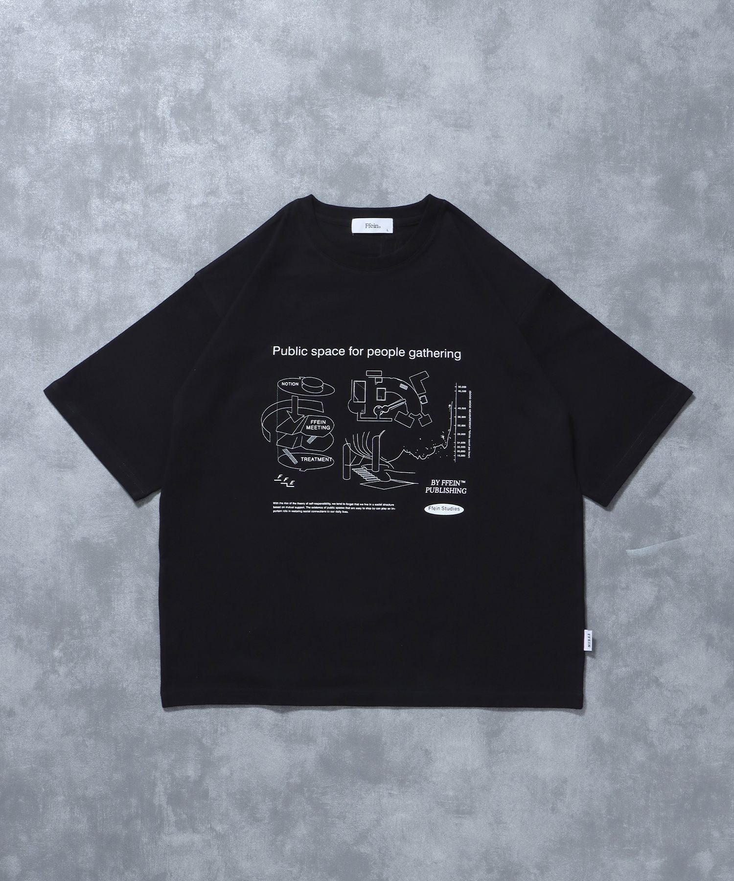 【FFEIN(フェイン)】グラフィックショート丈Tシャツ / Tシャツ 短丈 クルーネック 半袖 ショート丈 ブラック