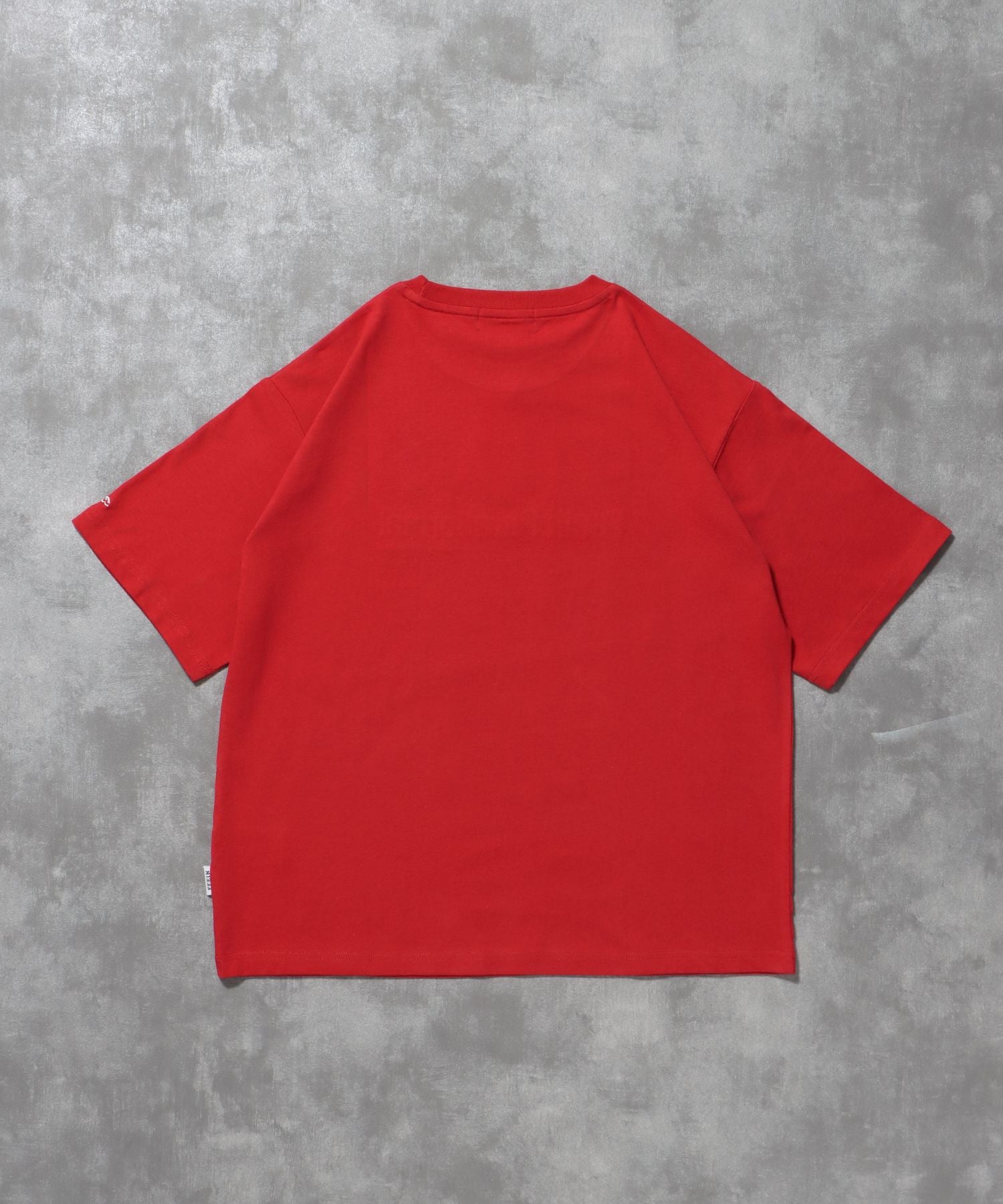 センターロゴ刺繍ショート丈Tシャツ / Tシャツ 短丈 クルーネック 半袖 ショート丈 刺繍 レッド