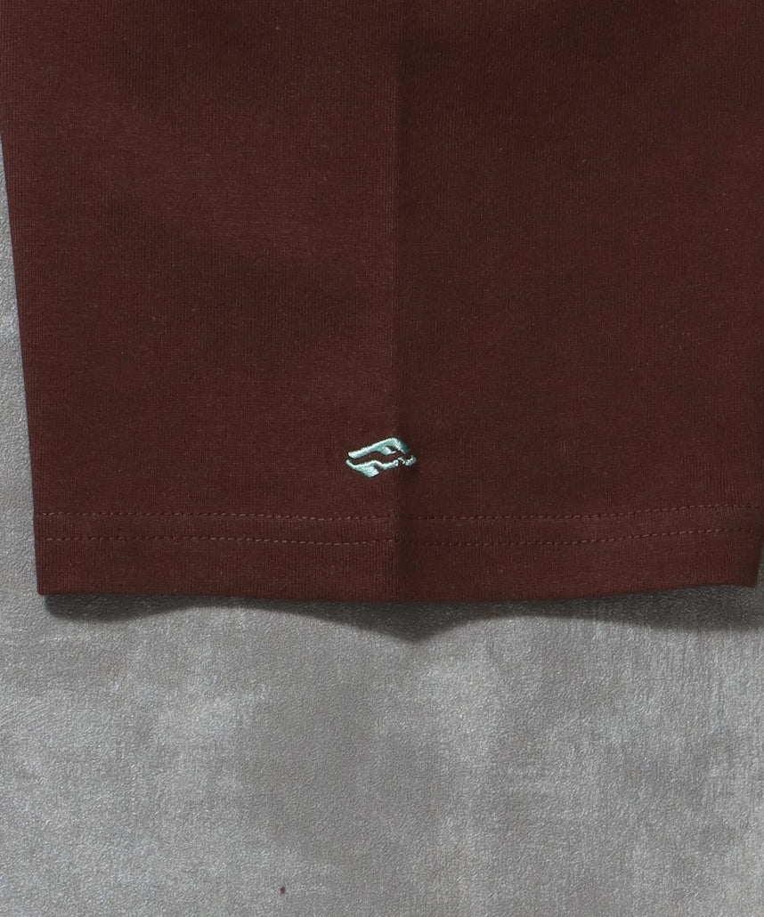 センターロゴ刺繍ショート丈Tシャツ / Tシャツ 短丈 クルーネック 半袖 ショート丈 刺繍 ブラウン