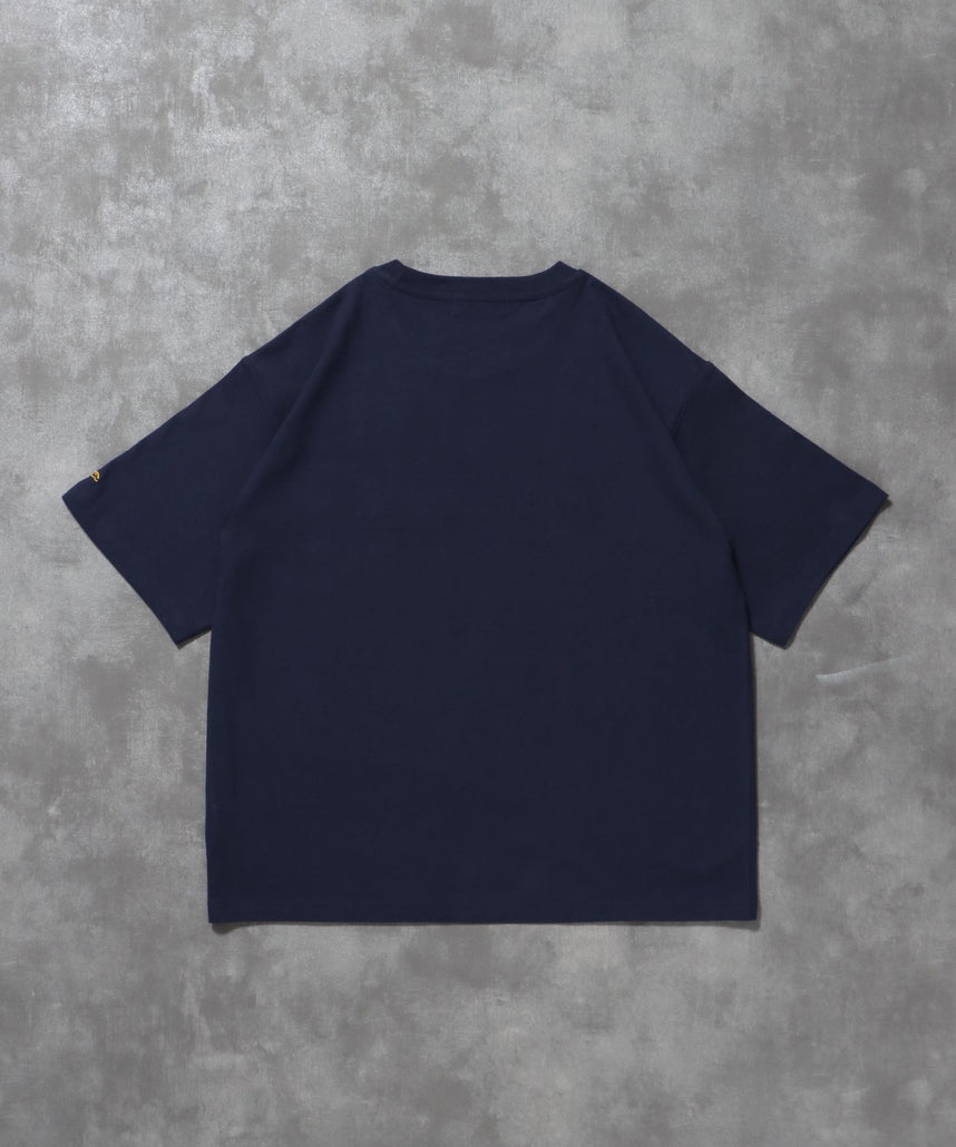センターロゴ刺繍ショート丈Tシャツ / Tシャツ 短丈 クルーネック 半袖 ショート丈 刺繍 ネイビー