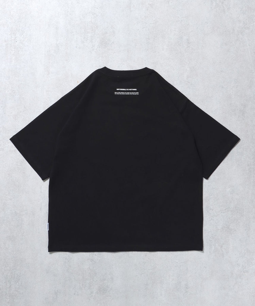 メッセージロゴショート丈Tシャツ / ぼかしロゴ Tシャツ 短丈 クルーネック 半袖 ブラック