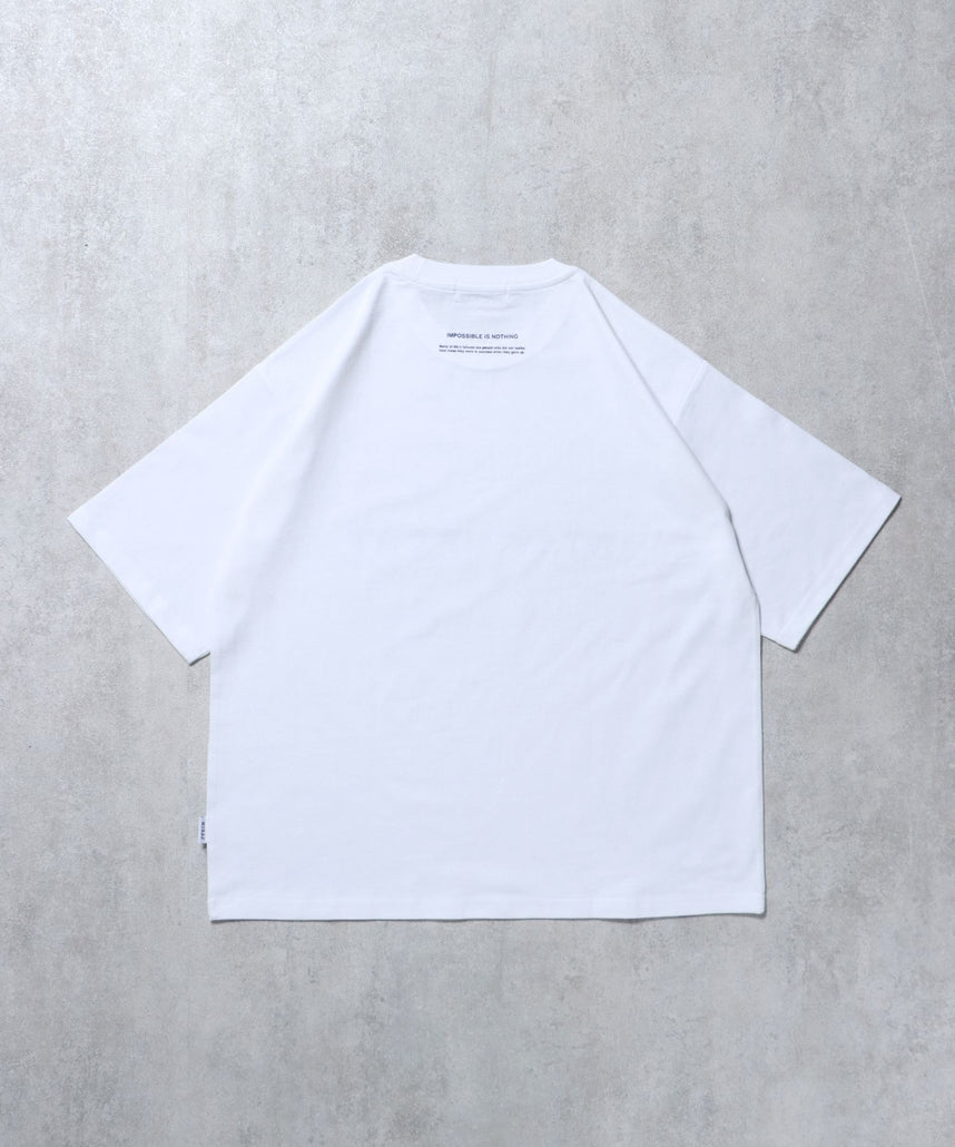 メッセージロゴショート丈Tシャツ / ぼかしロゴ Tシャツ 短丈 クルーネック 半袖 ホワイト