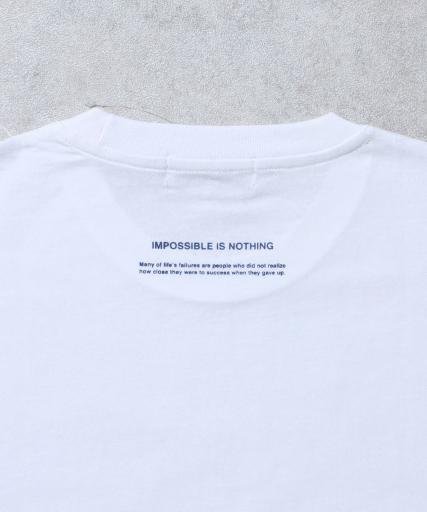 メッセージロゴショート丈Tシャツ / ぼかしロゴ Tシャツ 短丈 クルーネック 半袖 ホワイト