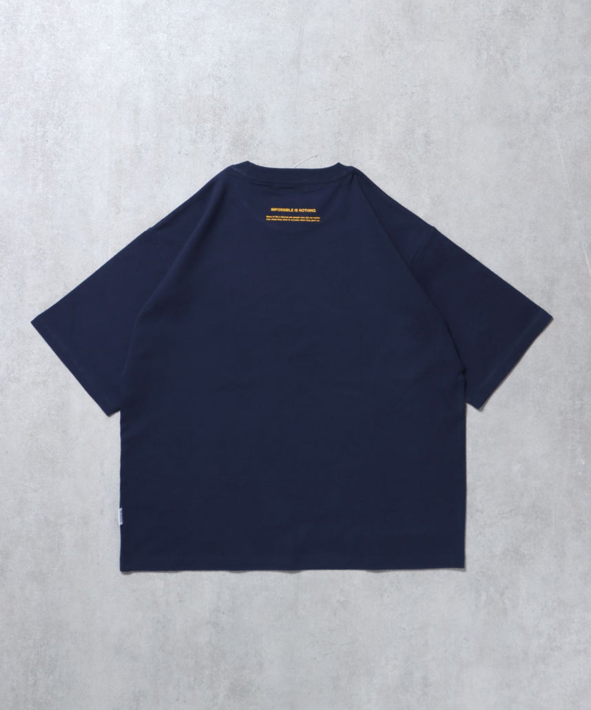 メッセージロゴショート丈Tシャツ / ぼかしロゴ Tシャツ 短丈 クルーネック 半袖 ネイビー