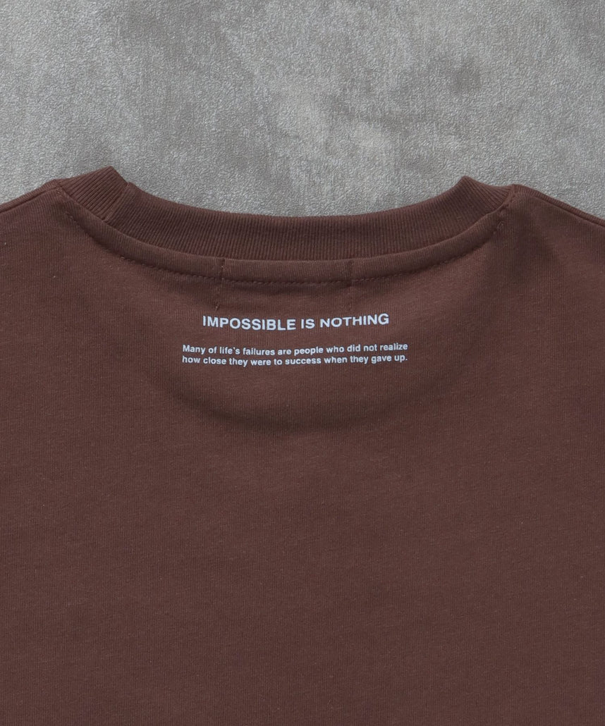 メッセージロゴショート丈Tシャツ / Tシャツ クルーネック 半袖 プリント ぼかしロゴ 【短丈】 モカ