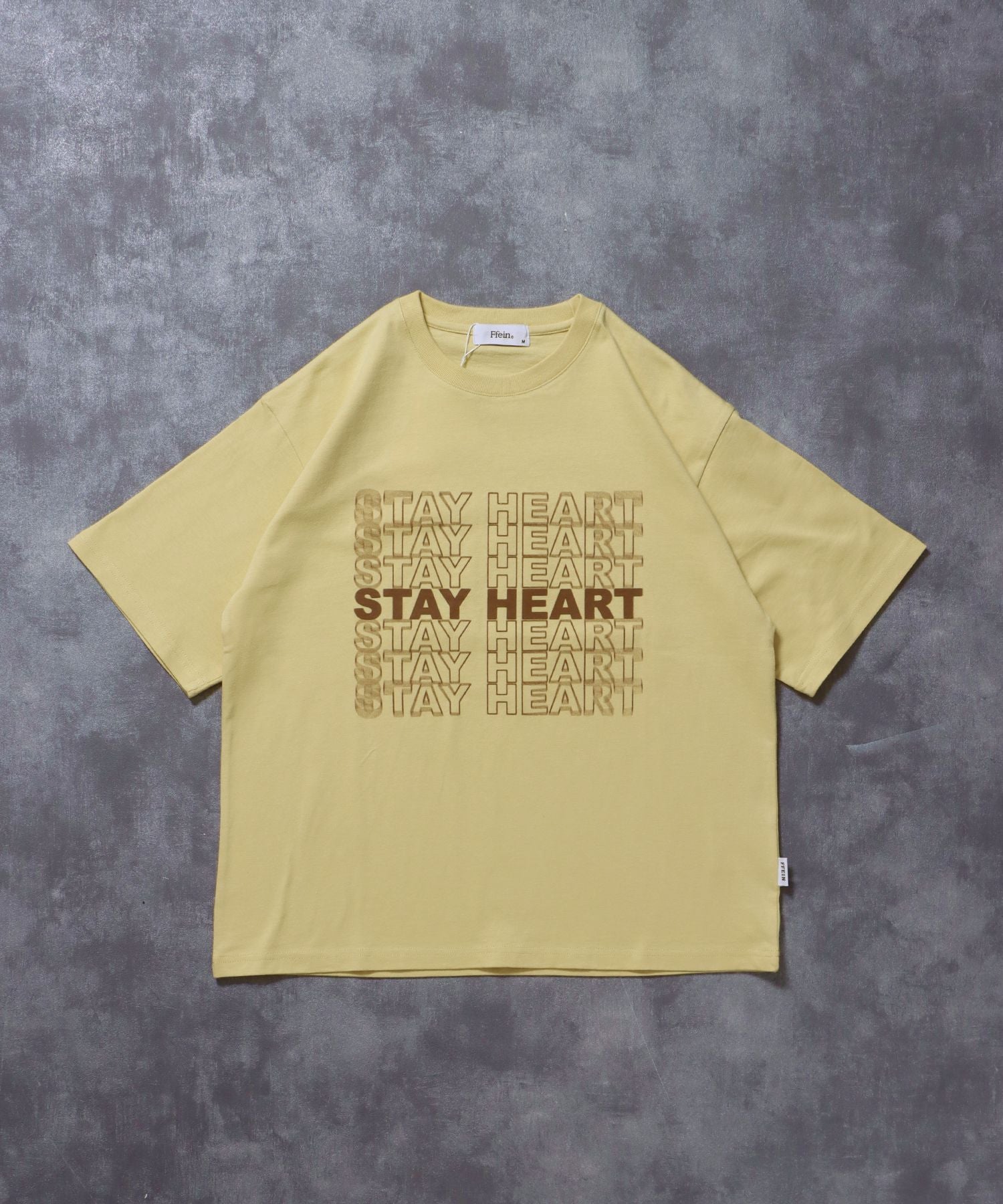 【FFEIN(フェイン)】メッセージロゴショート丈Tシャツ / Tシャツ クルーネック 半袖 プリント ぼかしロゴ 【短丈】 レモンイエロー