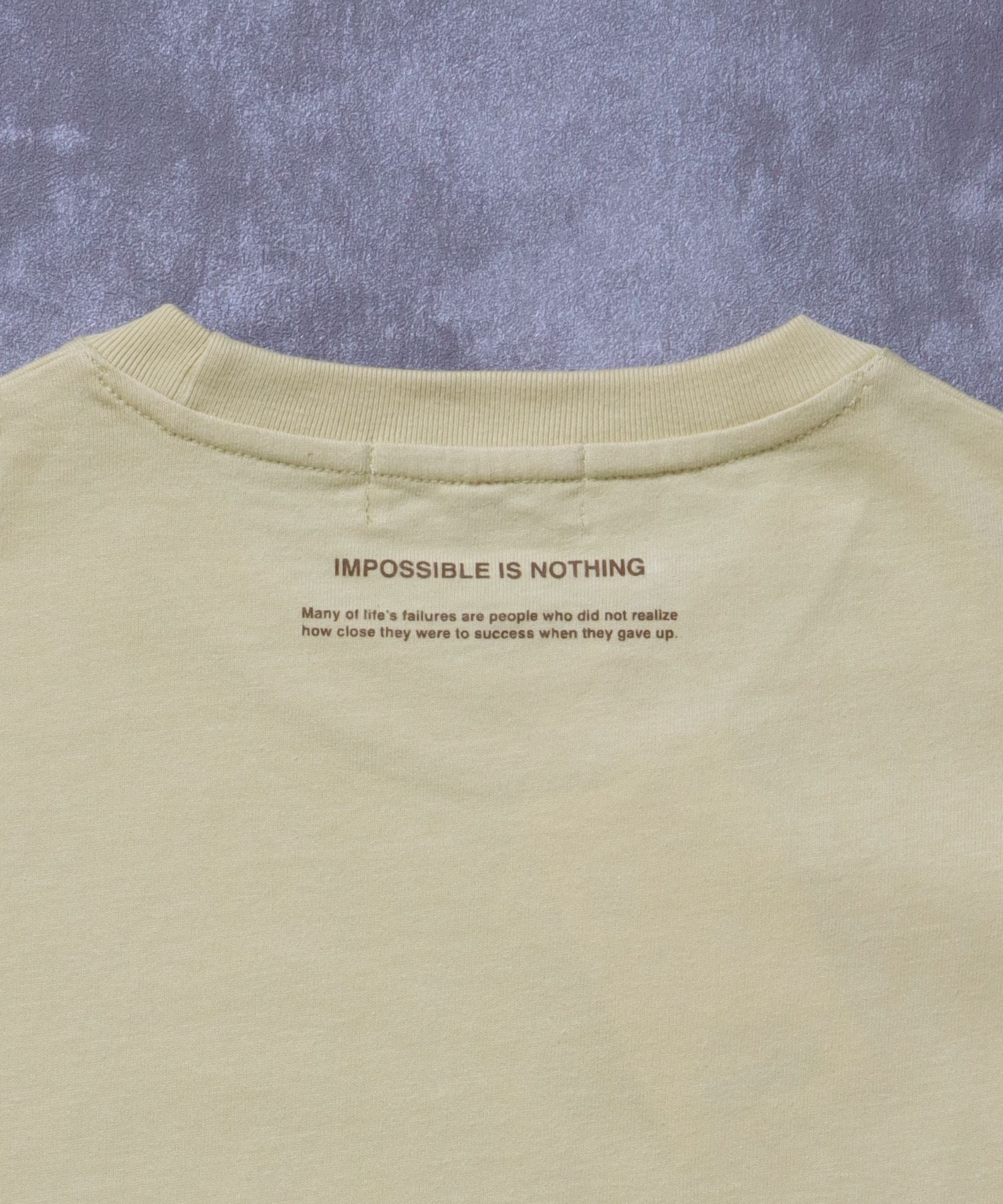 メッセージロゴショート丈Tシャツ / Tシャツ クルーネック 半袖 プリント ぼかしロゴ 【短丈】 レモンイエロー
