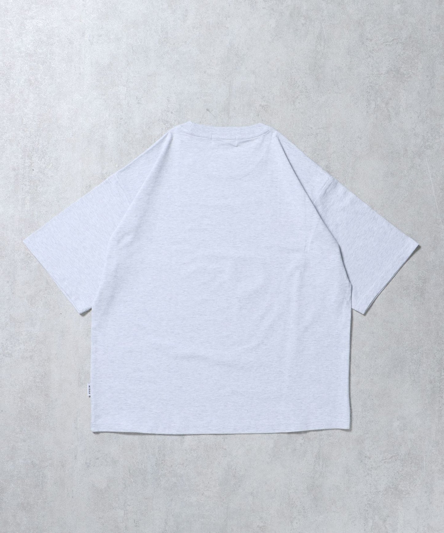 アートデザインショート丈Tシャツ / Tシャツ 短丈 クルーネック 半袖 アッシュグレー