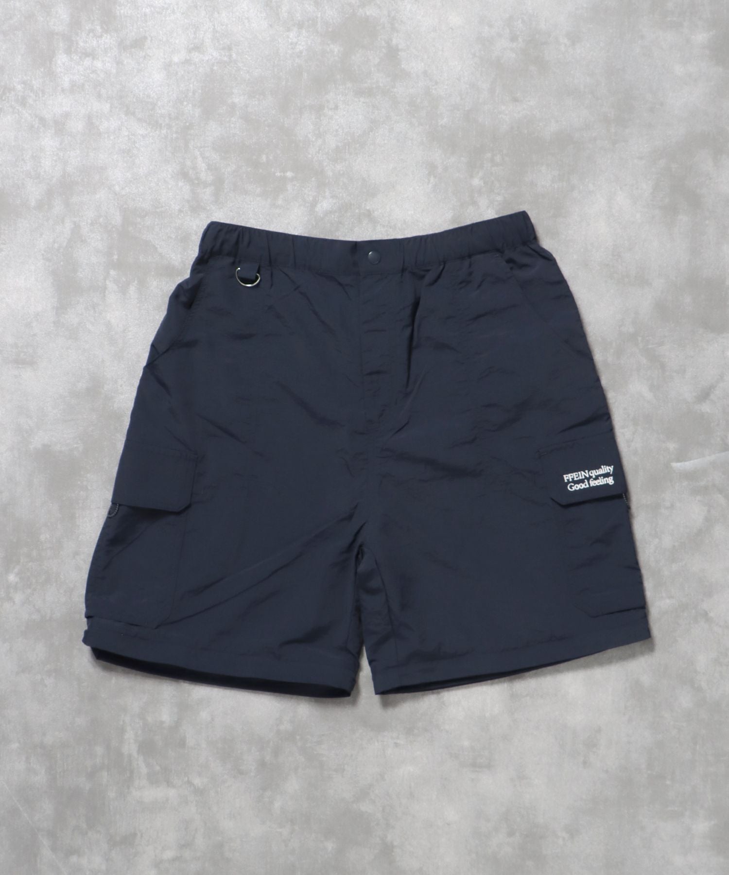 【FFEIN(フェイン)】2WAYナイロンテックワイドカーゴパンツ / ナイロン ハーフパンツ ショーツ ドローコード セットアップ対応 ネイビー
