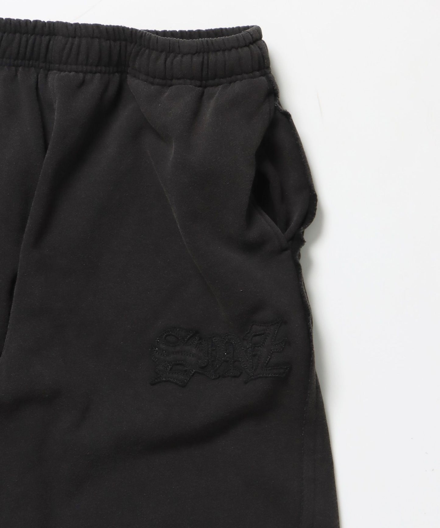 WASHED CURVE SWEAT PANTS / カーブ スウェットパンツ 加工 裏起毛 【セットアップ着用可】 ブラック