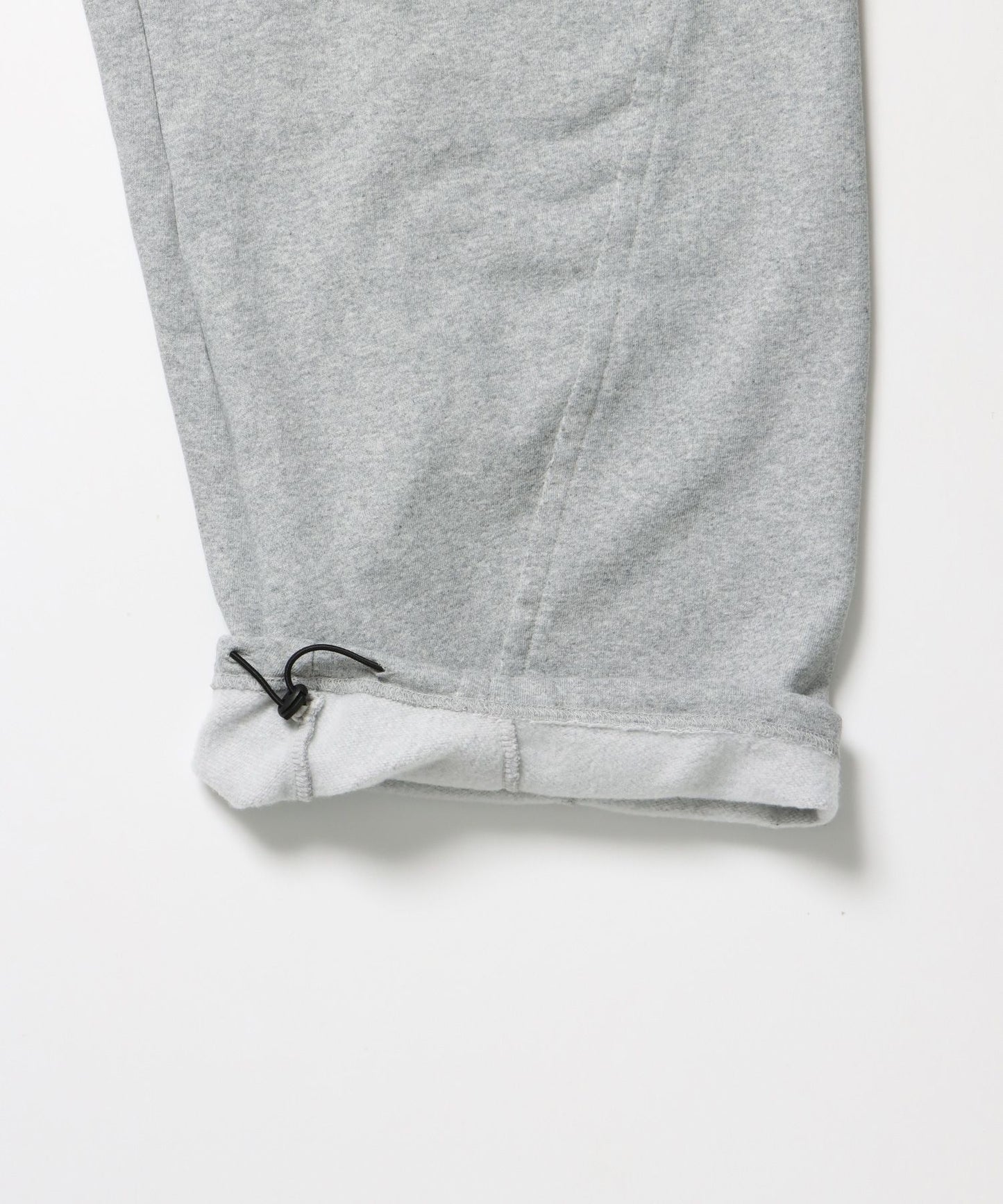 WASHED CURVE SWEAT PANTS / カーブ スウェットパンツ 加工 裏起毛 【セットアップ着用可】 グレー