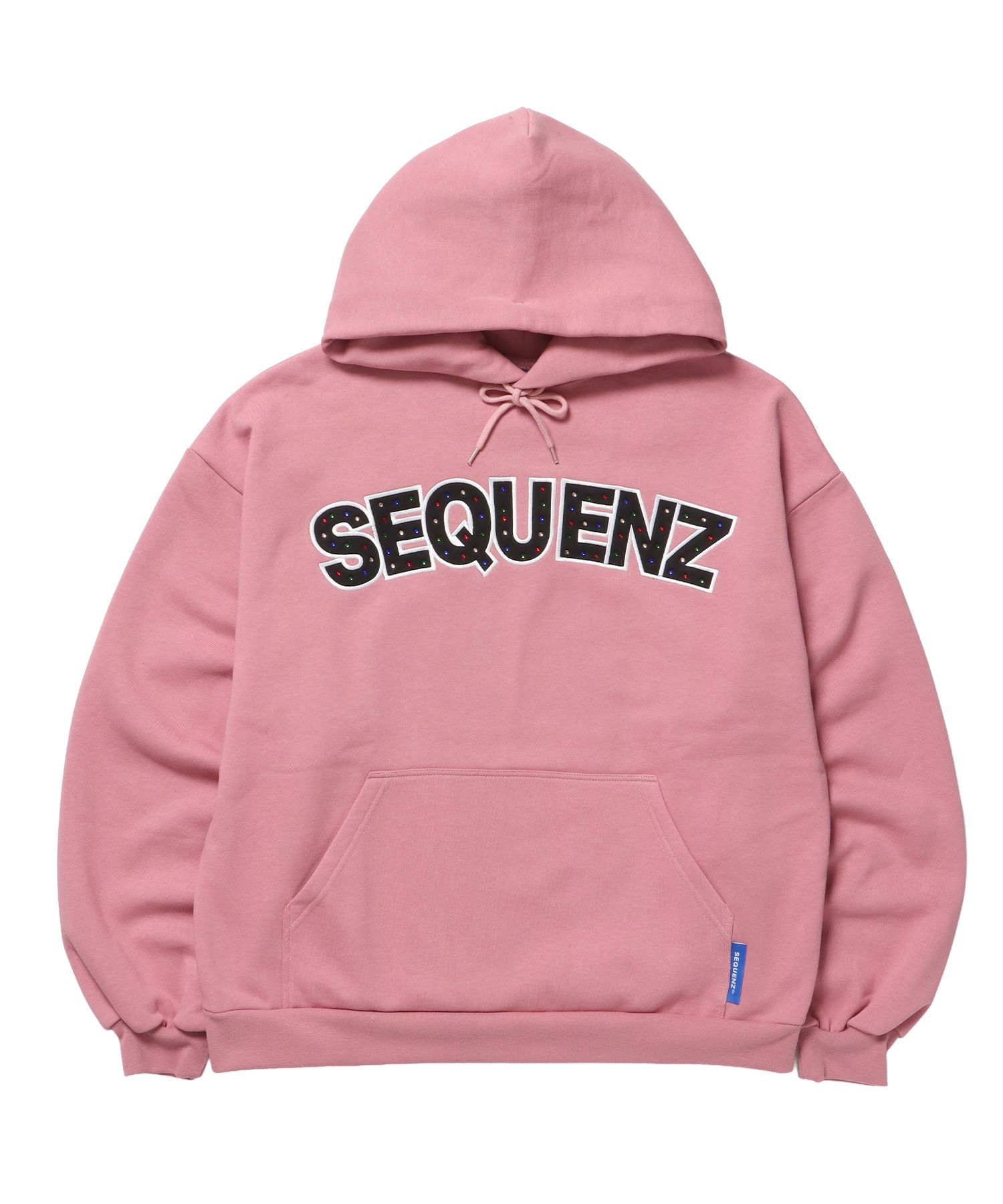 【SEQUENZ(シークエンズ)】SO LOGO APPLIQUE STONE P/K / ワッペン ラインストーン パーカー スウェット 裏起毛 ピンク