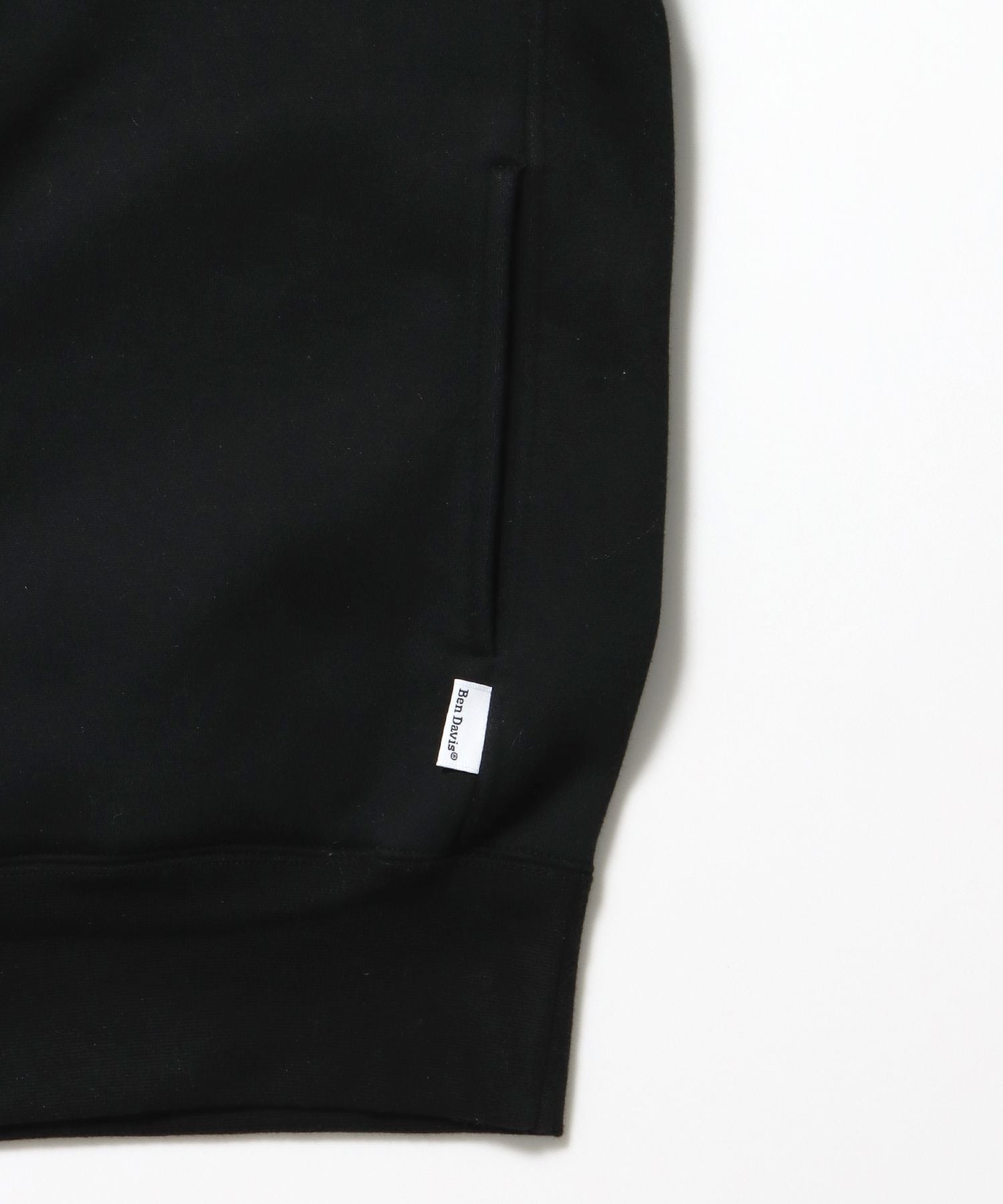 HEAVY SWEAT HALF ZIP / ヘビースウェット ハーフジップ 裏起毛 ジップ ワンポイント ブラック