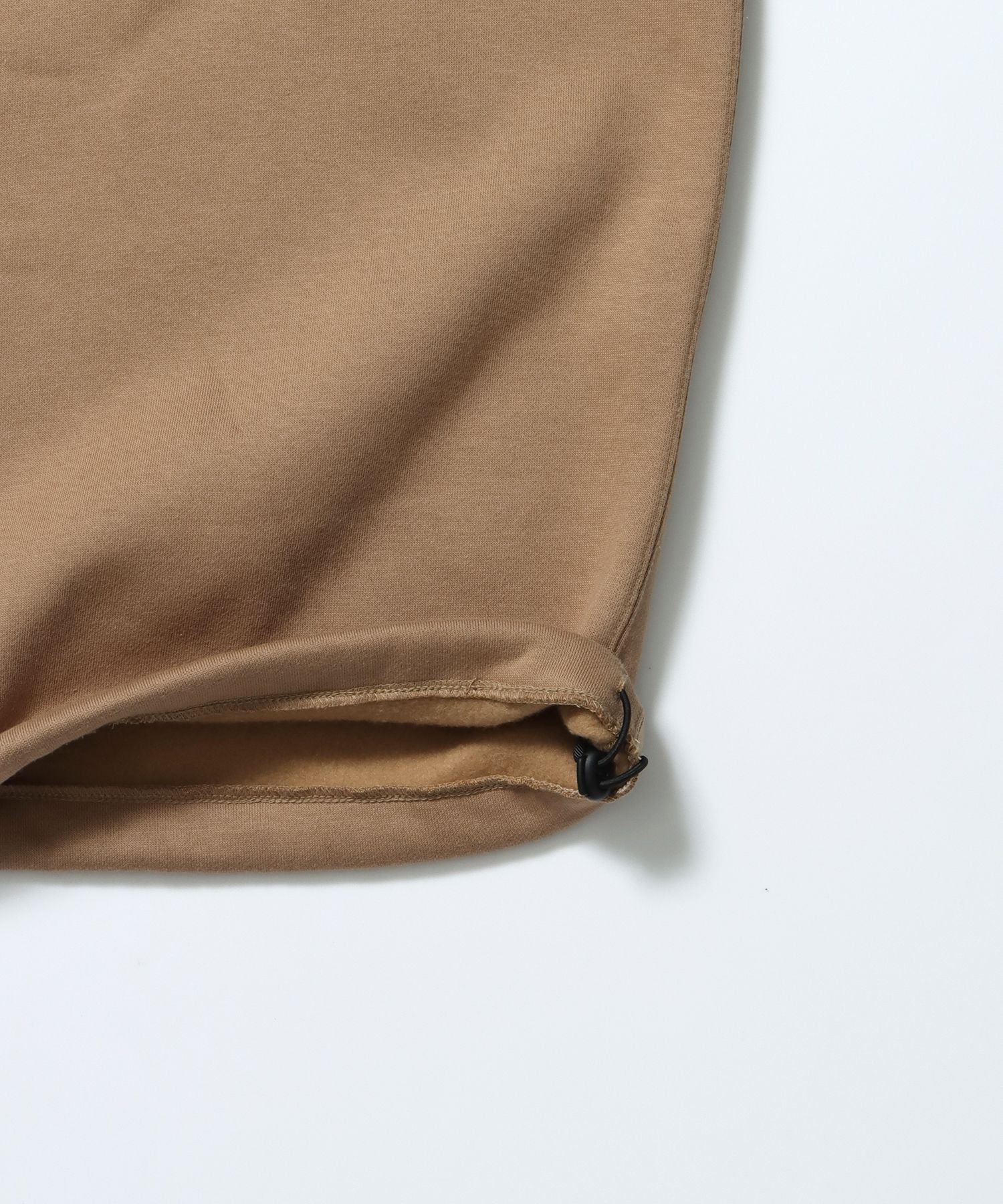 WIDE CURVE SWEAT PANTS / ワイド カーブパンツ スウェットパンツ 裏起毛 ドローコード 刺繍 モカ