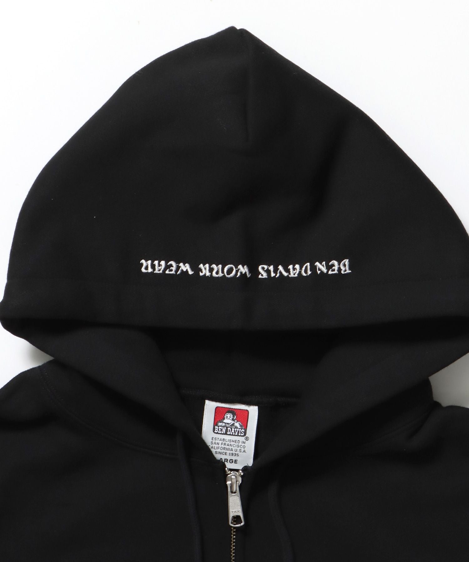 JAGGED LOGO ZIP HOODIE /パーカー ジップパーカー ダブルジップ 短丈 刺繍 ブラック