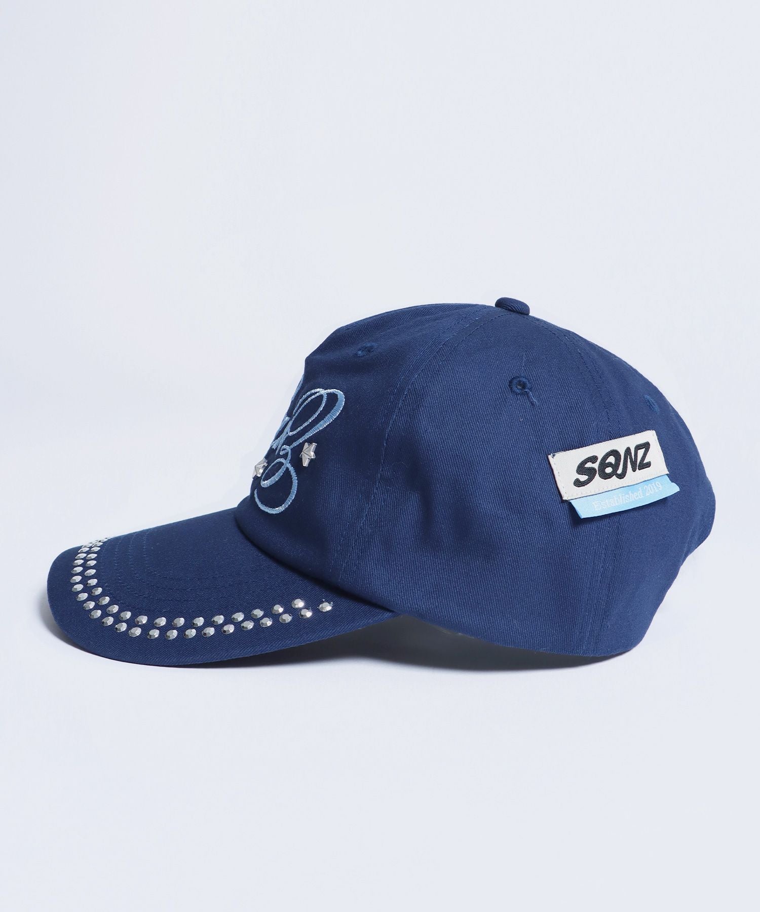 ※WEB限定 / ラインストーンロゴキャップ / sqnz studs cap ネイビー