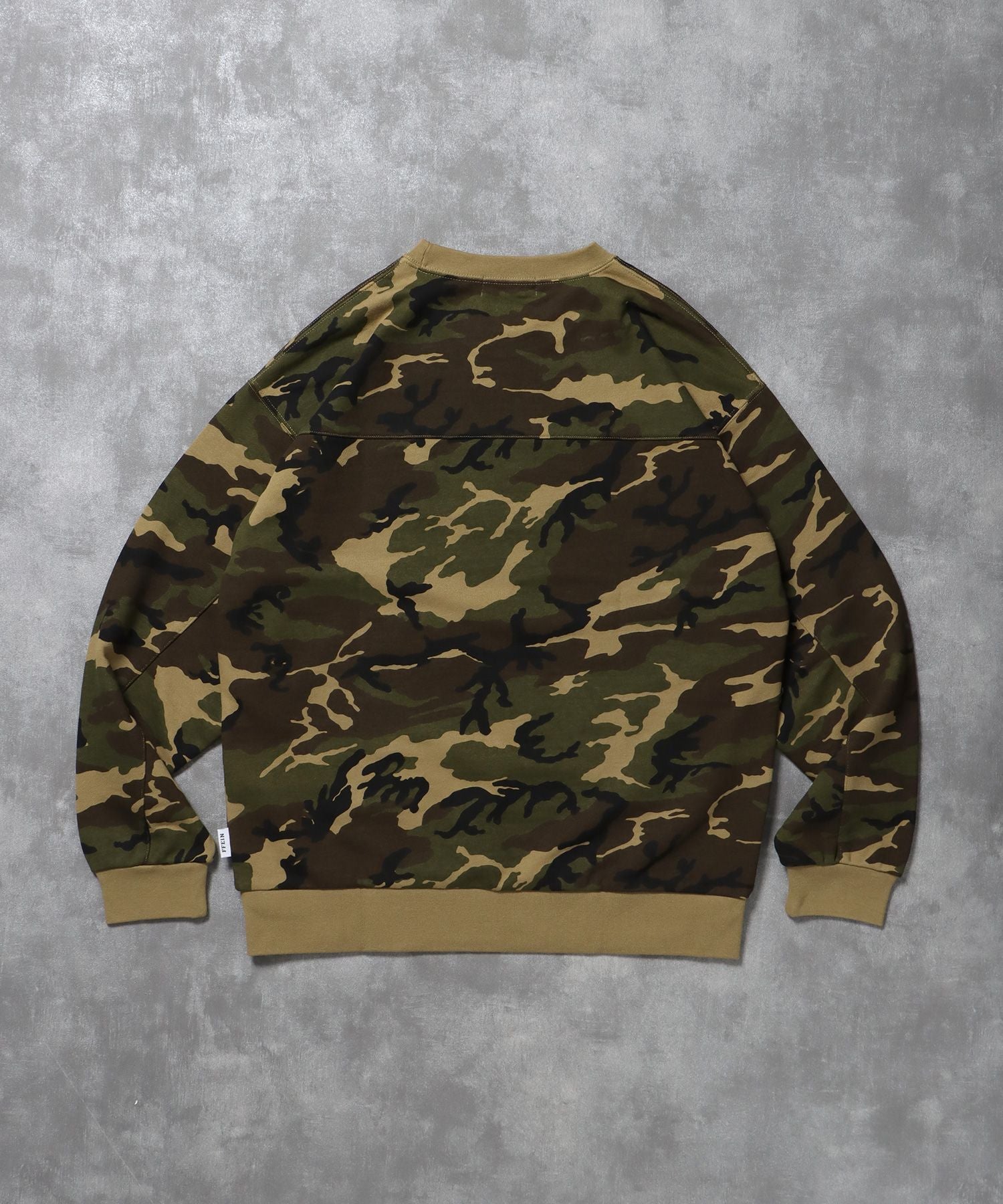 ヘビーウエイトワンポイント刺繍スウェット / スウェット トレーナー 裏毛 クルーネック ワンポイント 柄80