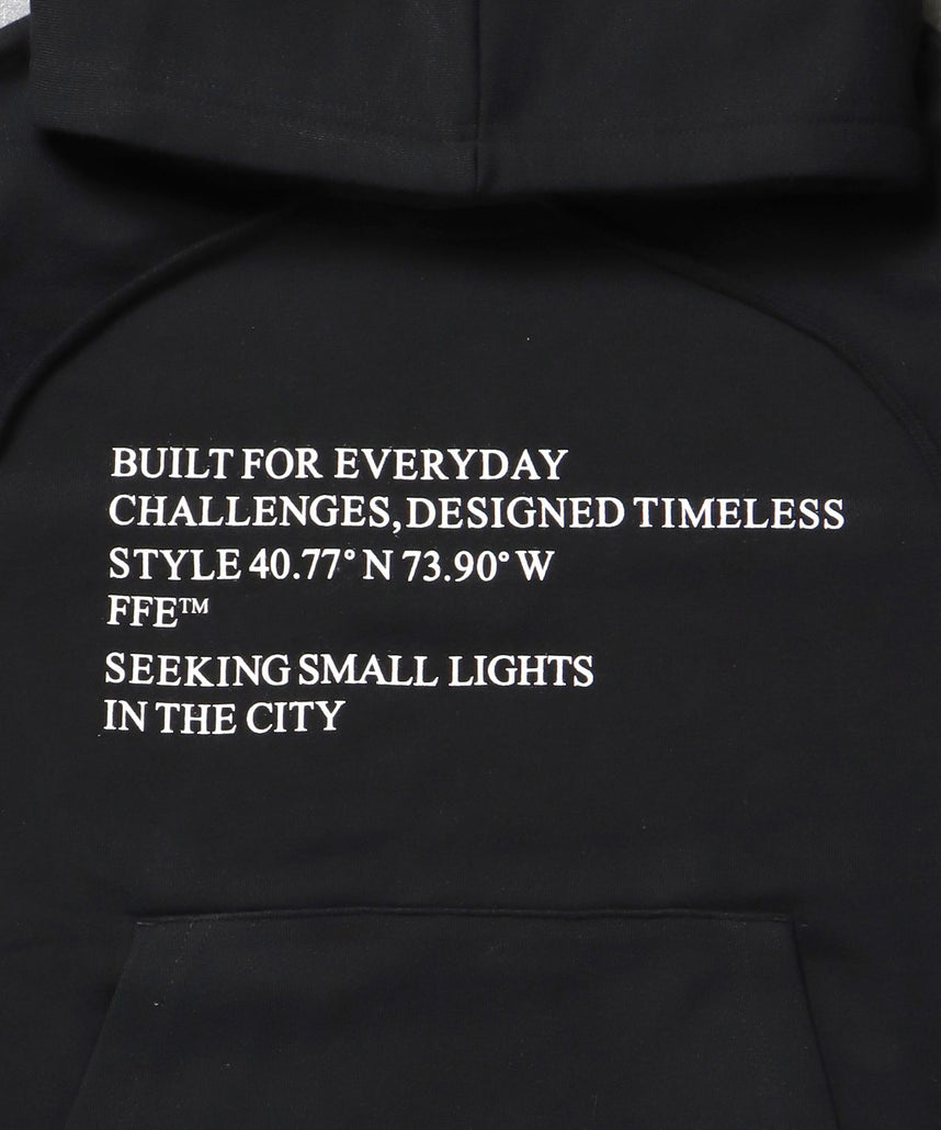 ヘビーウエイトメッセージプルパーカー / プルオーバー パーカー 裏毛 プリント フーディ ブラック