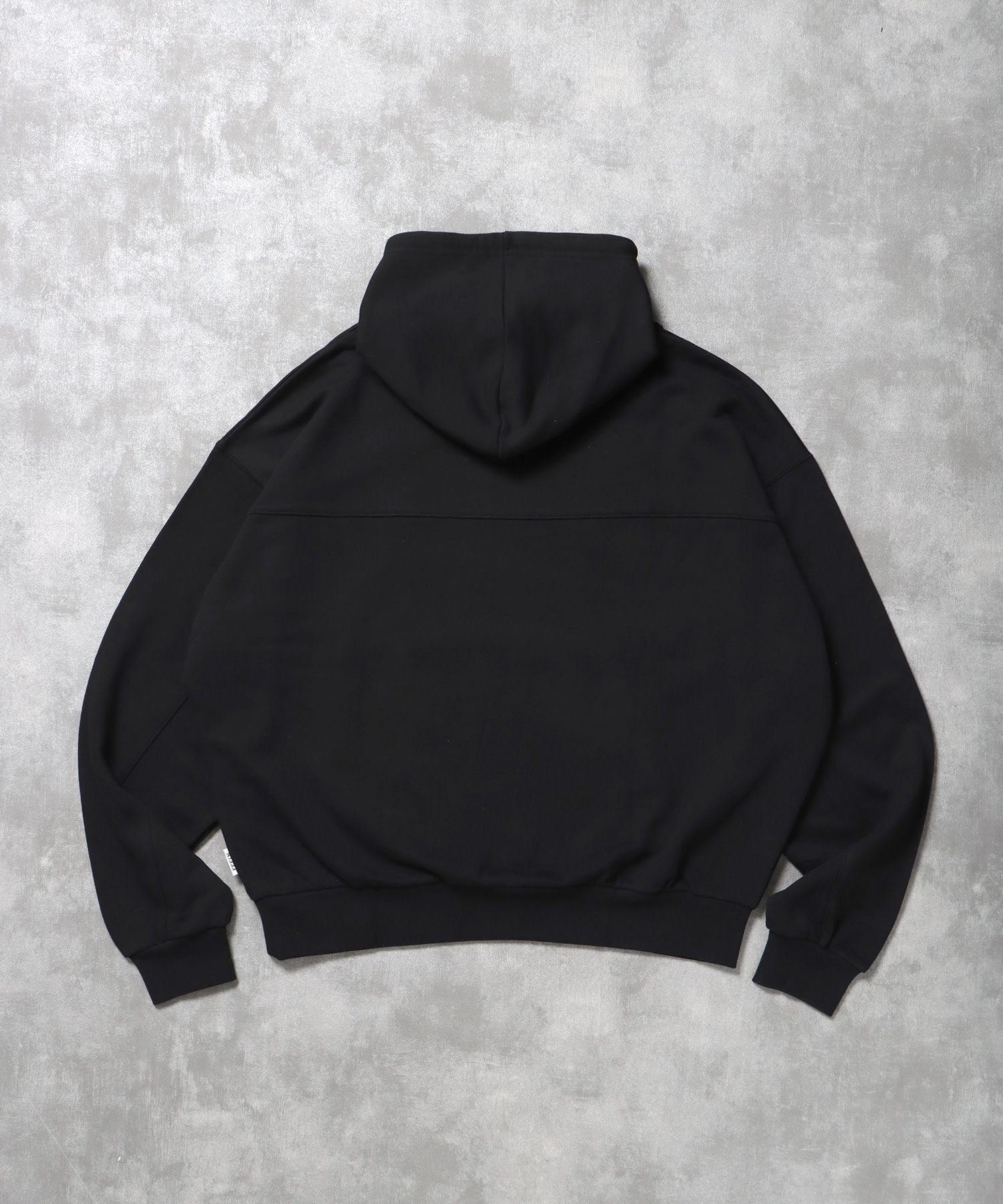 ヘビーウエイトメッセージプルパーカー / プルオーバー パーカー 裏毛 プリント フーディ ブラック