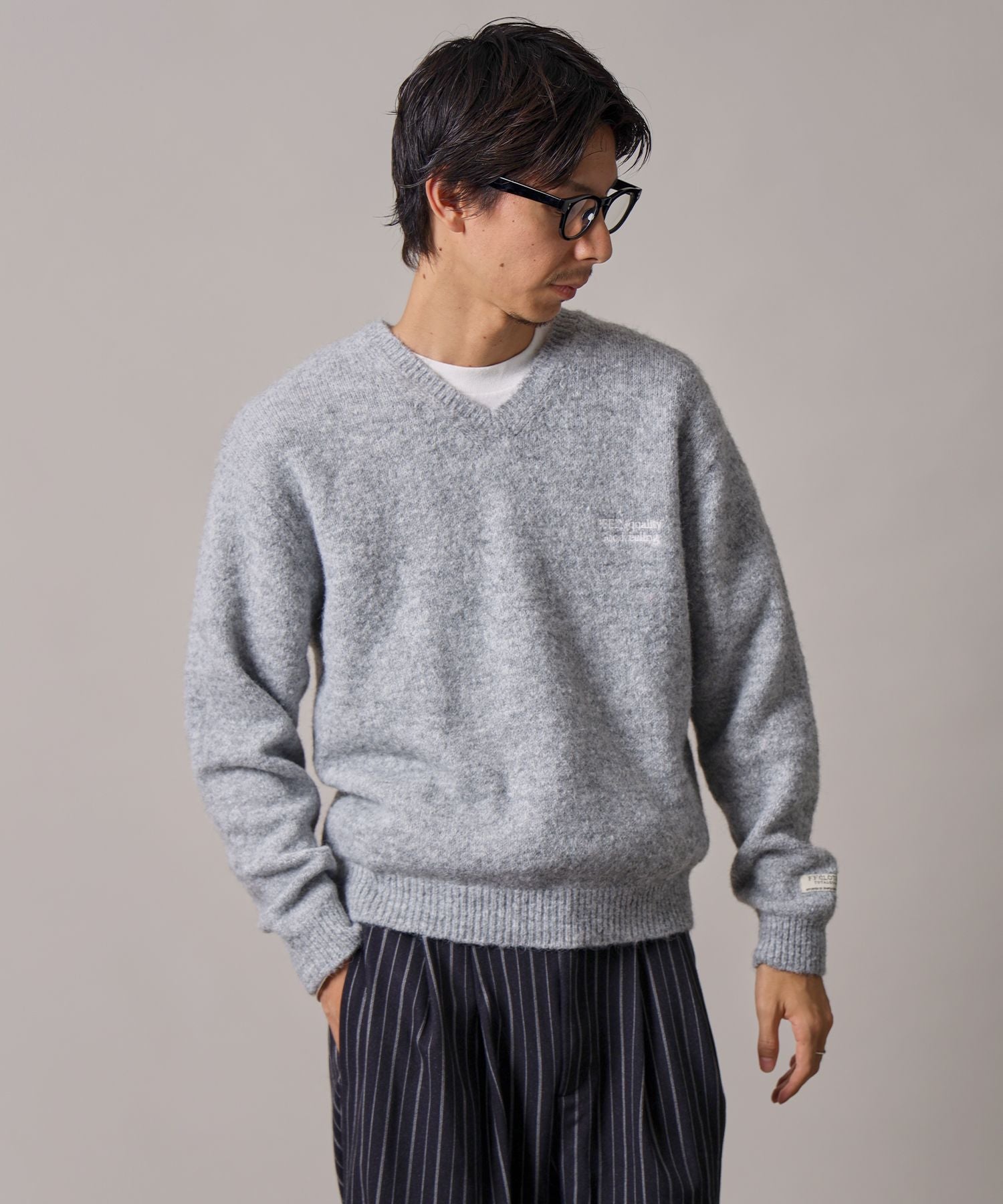 モデル:H178 Size:L:M.グレー