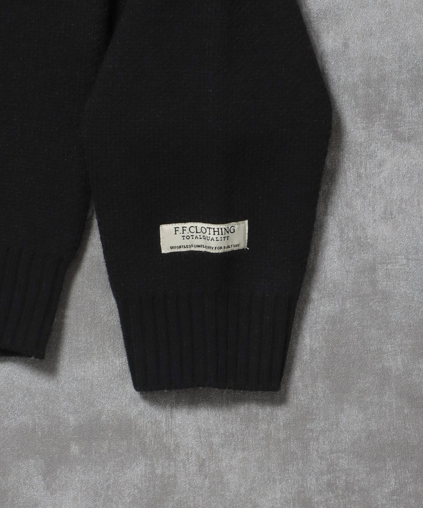 ネーム付きスキッパーニット / ニット セーター ポロカラー シンプル 無地 ワンポイント ブラック