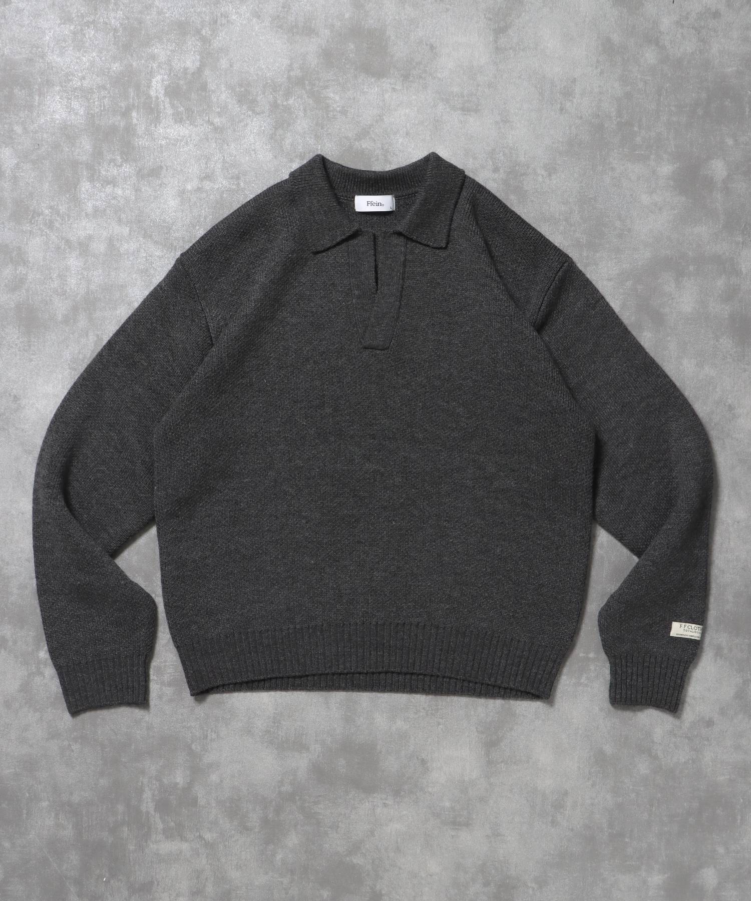 【FFEIN(フェイン)】ネーム付きスキッパーニット / ニット セーター ポロカラー シンプル 無地 ワンポイント グレー